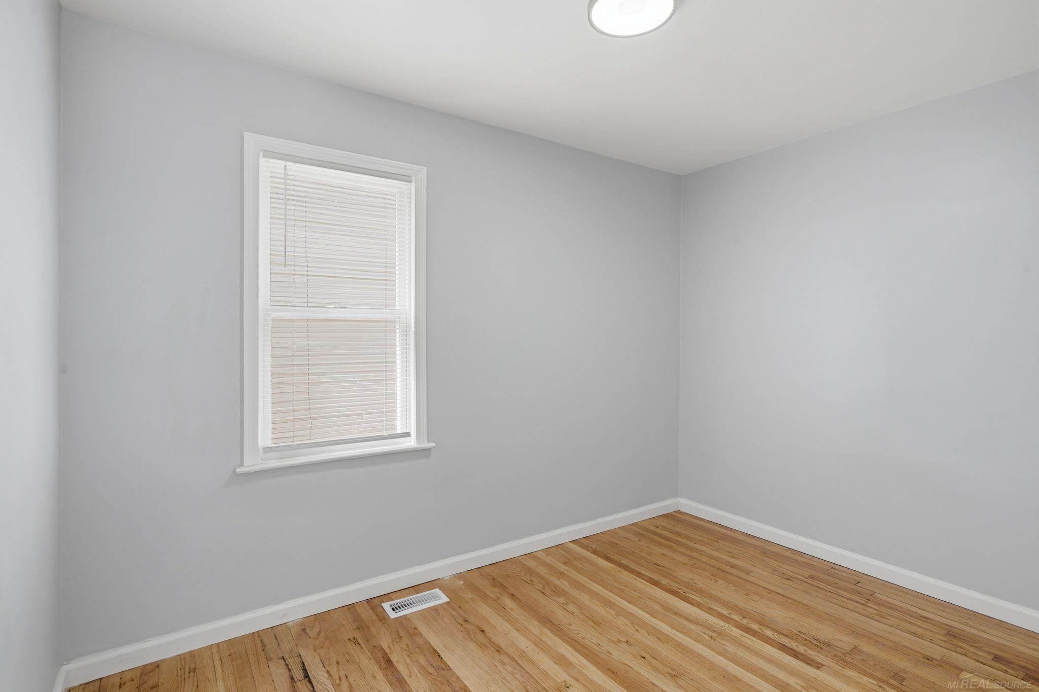 16251 Salem Street, Detroit, MI 48219 — Photo 13