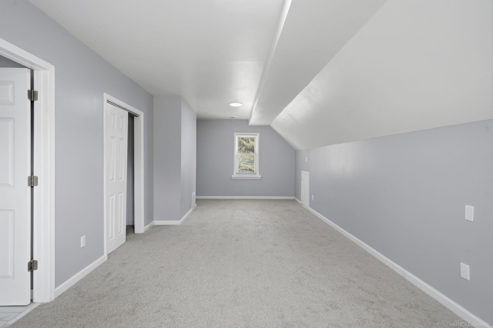 16251 Salem Street, Detroit, MI 48219 — Photo 17