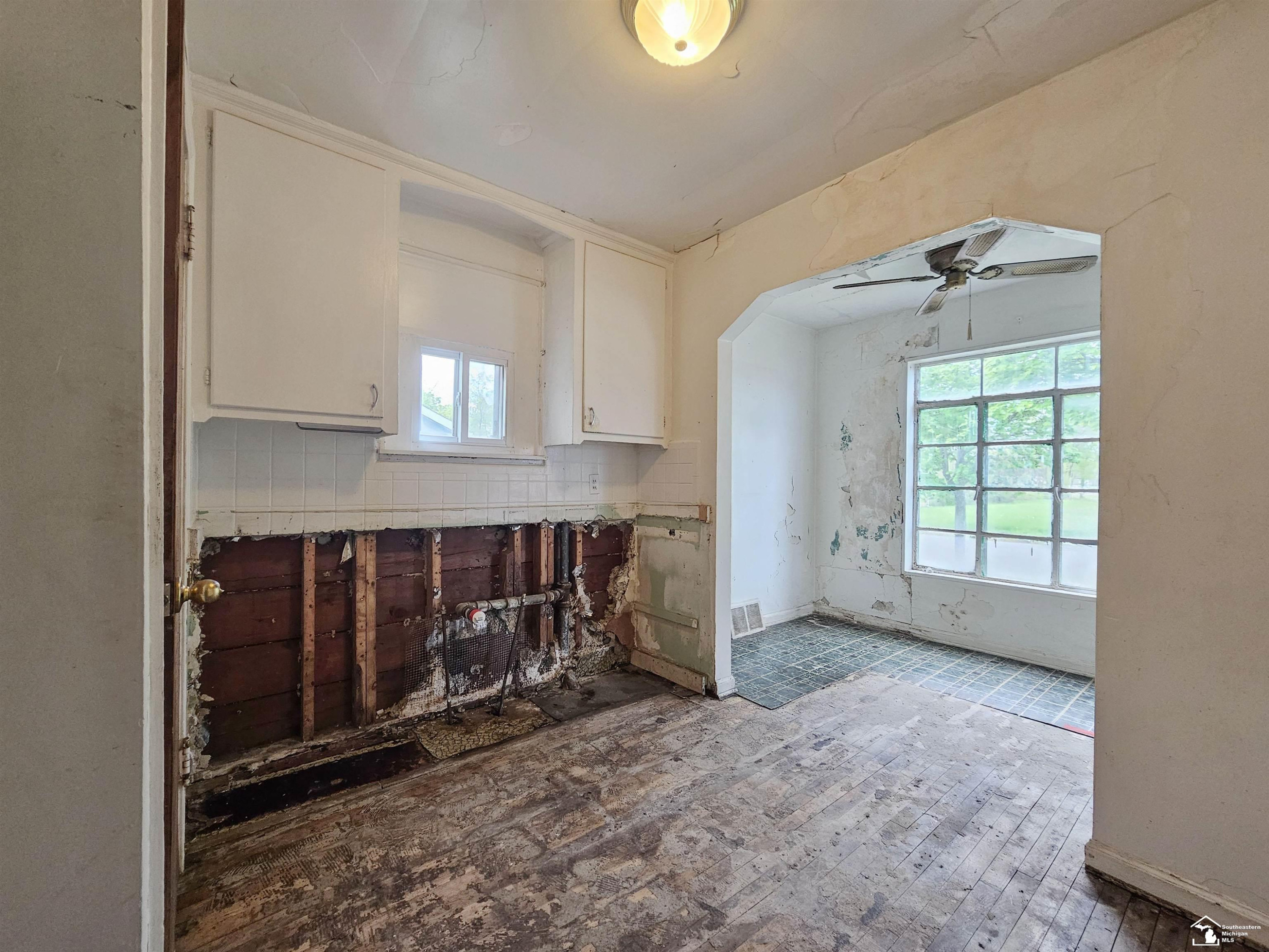 8620 Central Street, Detroit, MI 48204 — Photo 11