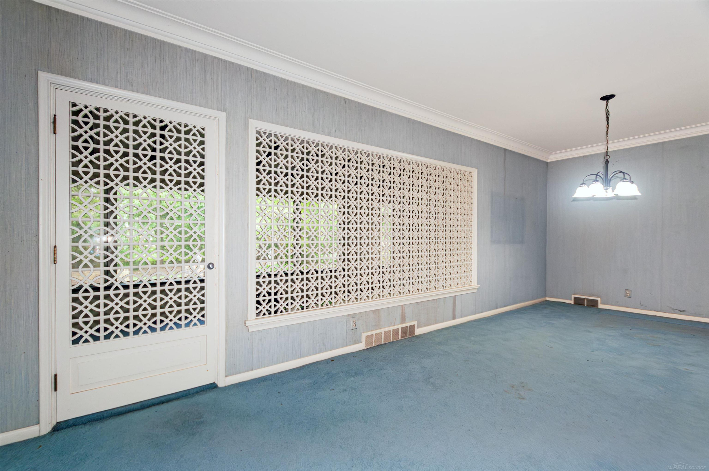 1220 S Oxford Road, Grosse Pointe Woods, MI 48236 — Photo 12