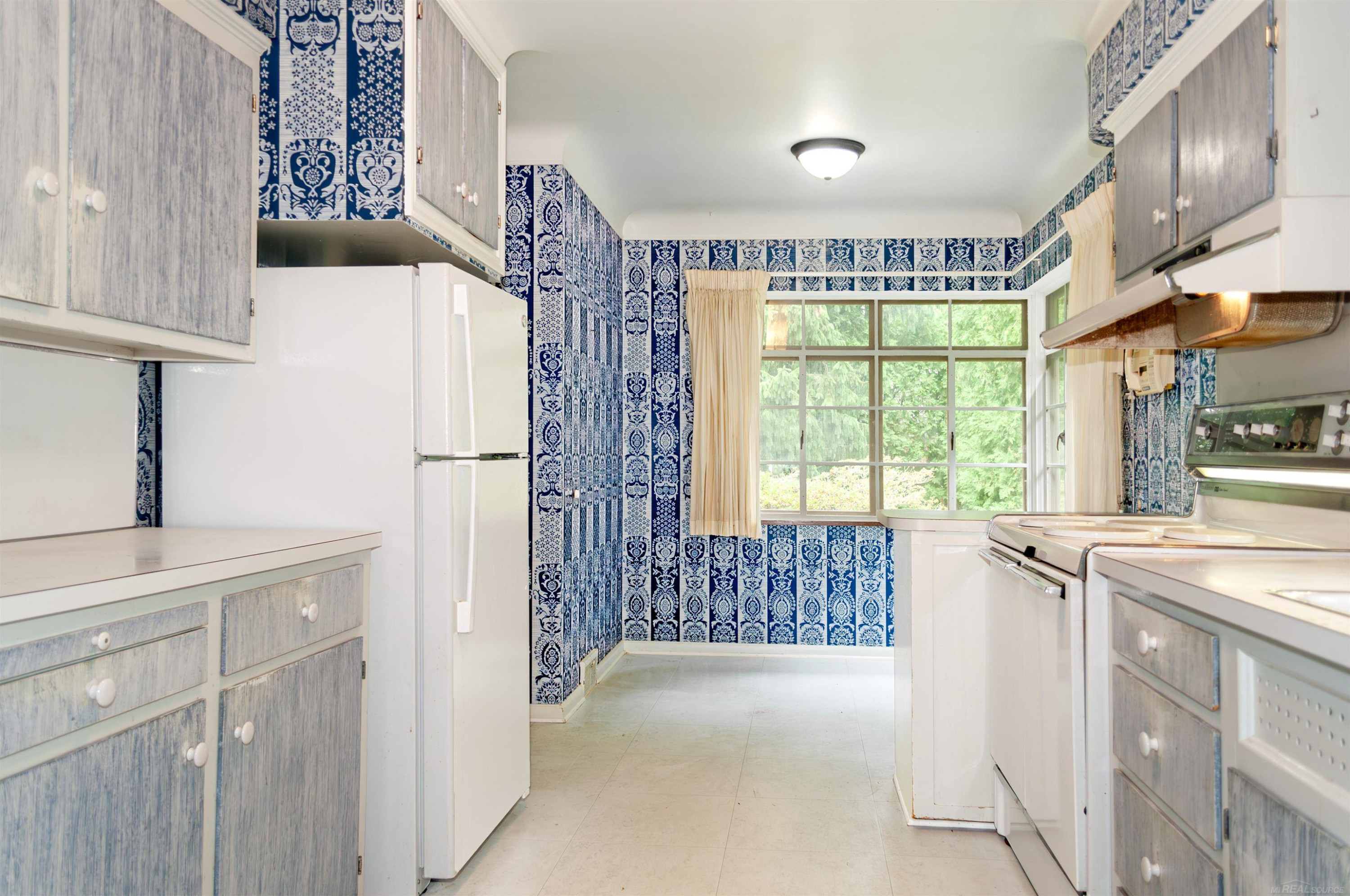 1220 S Oxford Road, Grosse Pointe Woods, MI 48236 — Photo 22