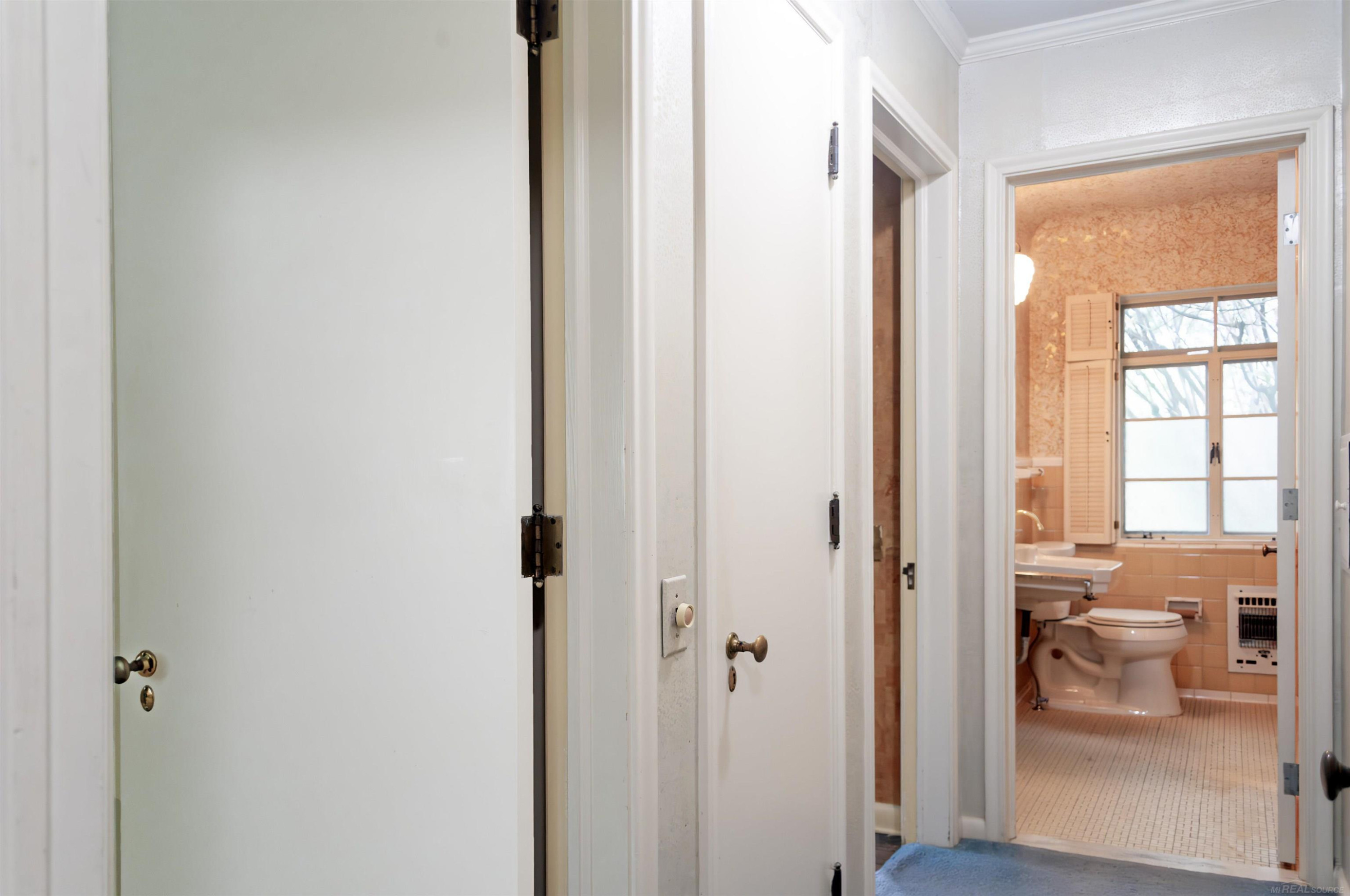 1220 S Oxford Road, Grosse Pointe Woods, MI 48236 — Photo 24