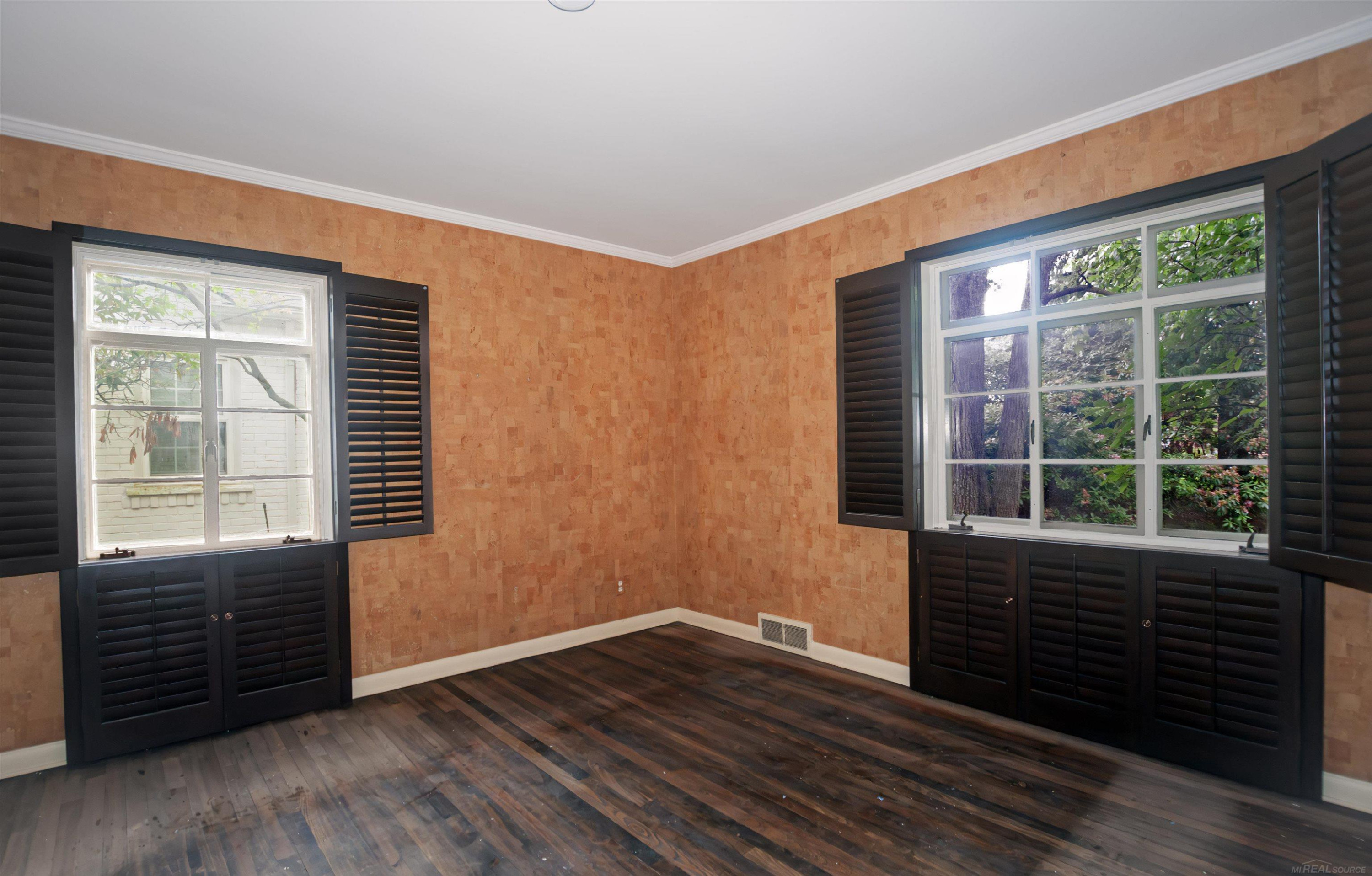 1220 S Oxford Road, Grosse Pointe Woods, MI 48236 — Photo 28