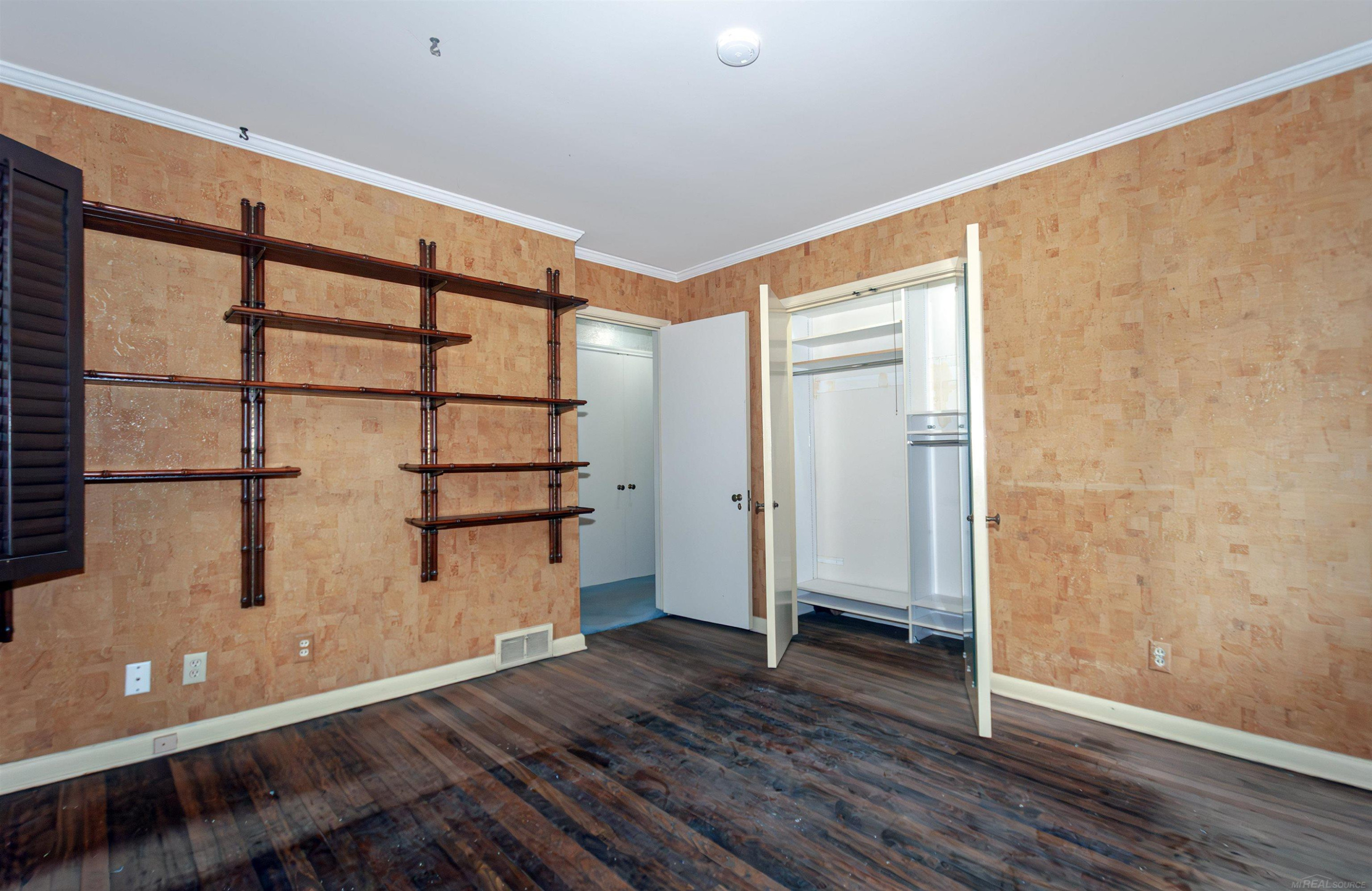 1220 S Oxford Road, Grosse Pointe Woods, MI 48236 — Photo 29