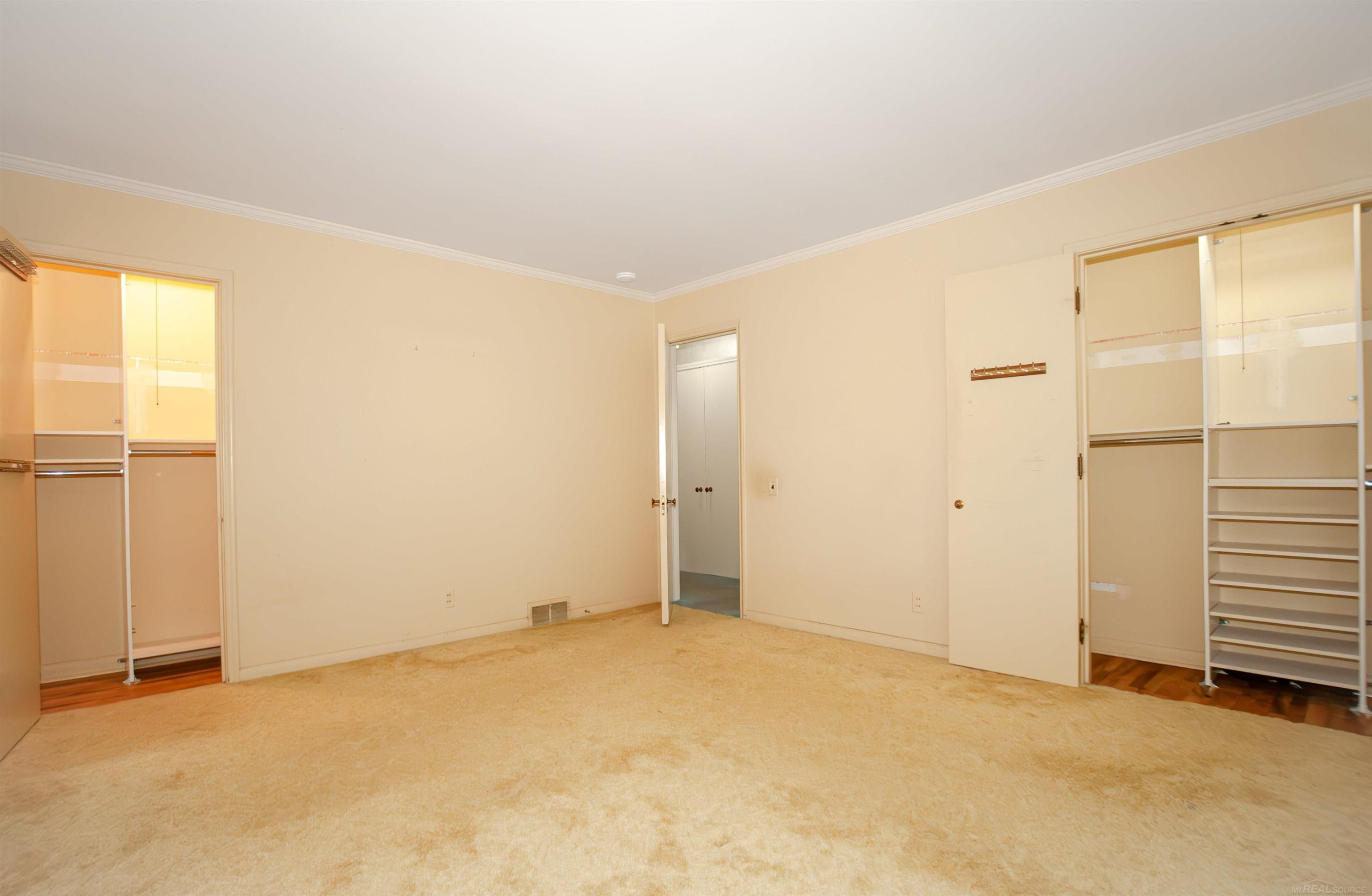 1220 S Oxford Road, Grosse Pointe Woods, MI 48236 — Photo 31