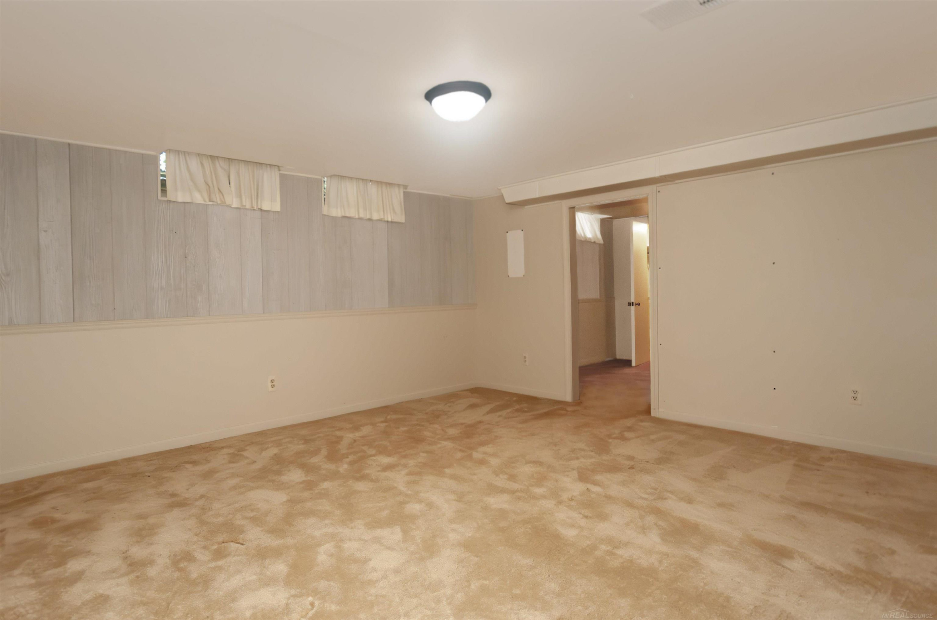 1220 S Oxford Road, Grosse Pointe Woods, MI 48236 — Photo 34