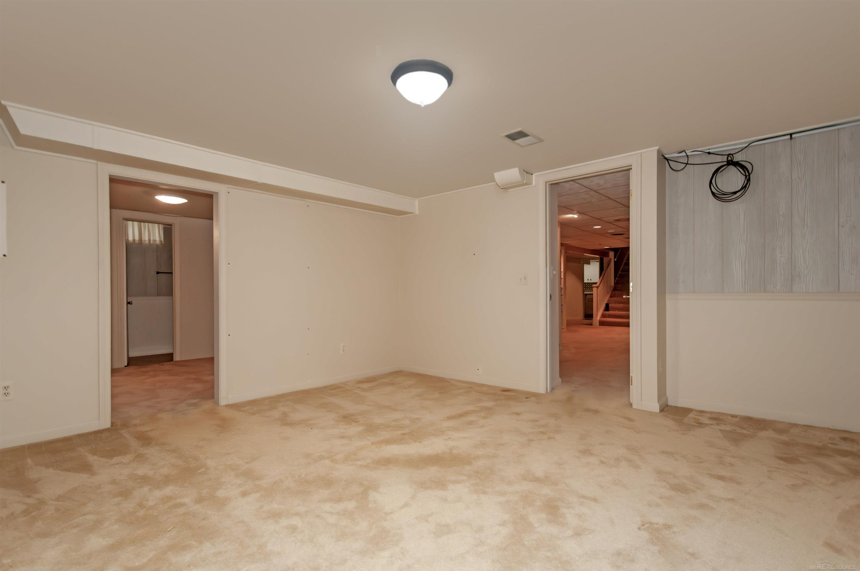 1220 S Oxford Road, Grosse Pointe Woods, MI 48236 — Photo 35