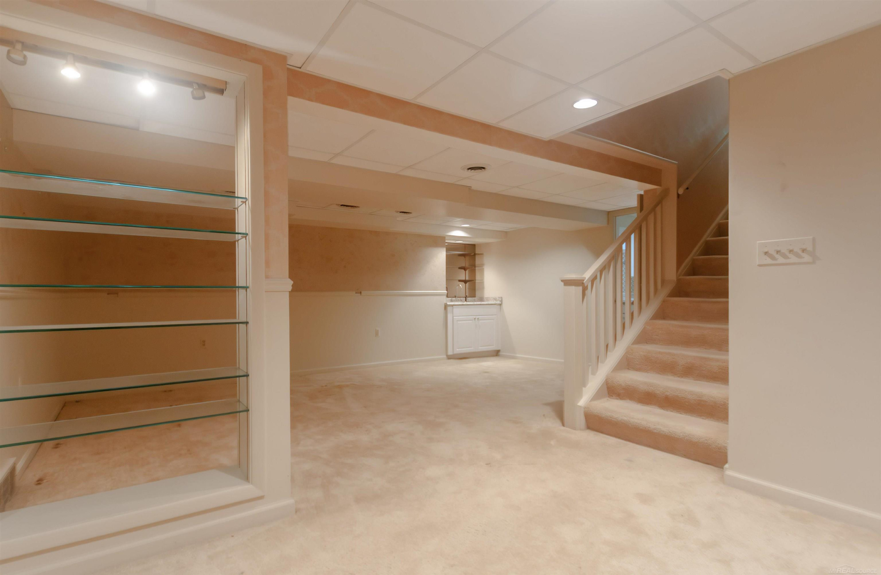 1220 S Oxford Road, Grosse Pointe Woods, MI 48236 — Photo 40