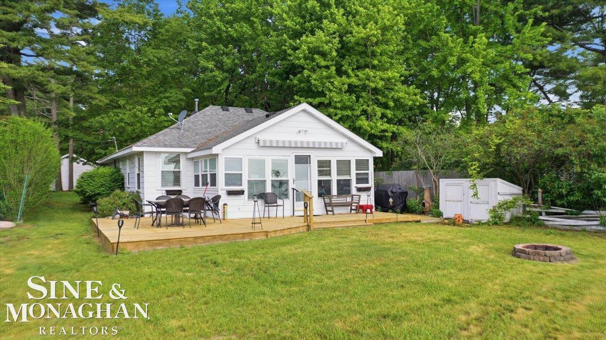 8665 Lakeshore Road, Lexington, MI 48450 — Photo 11