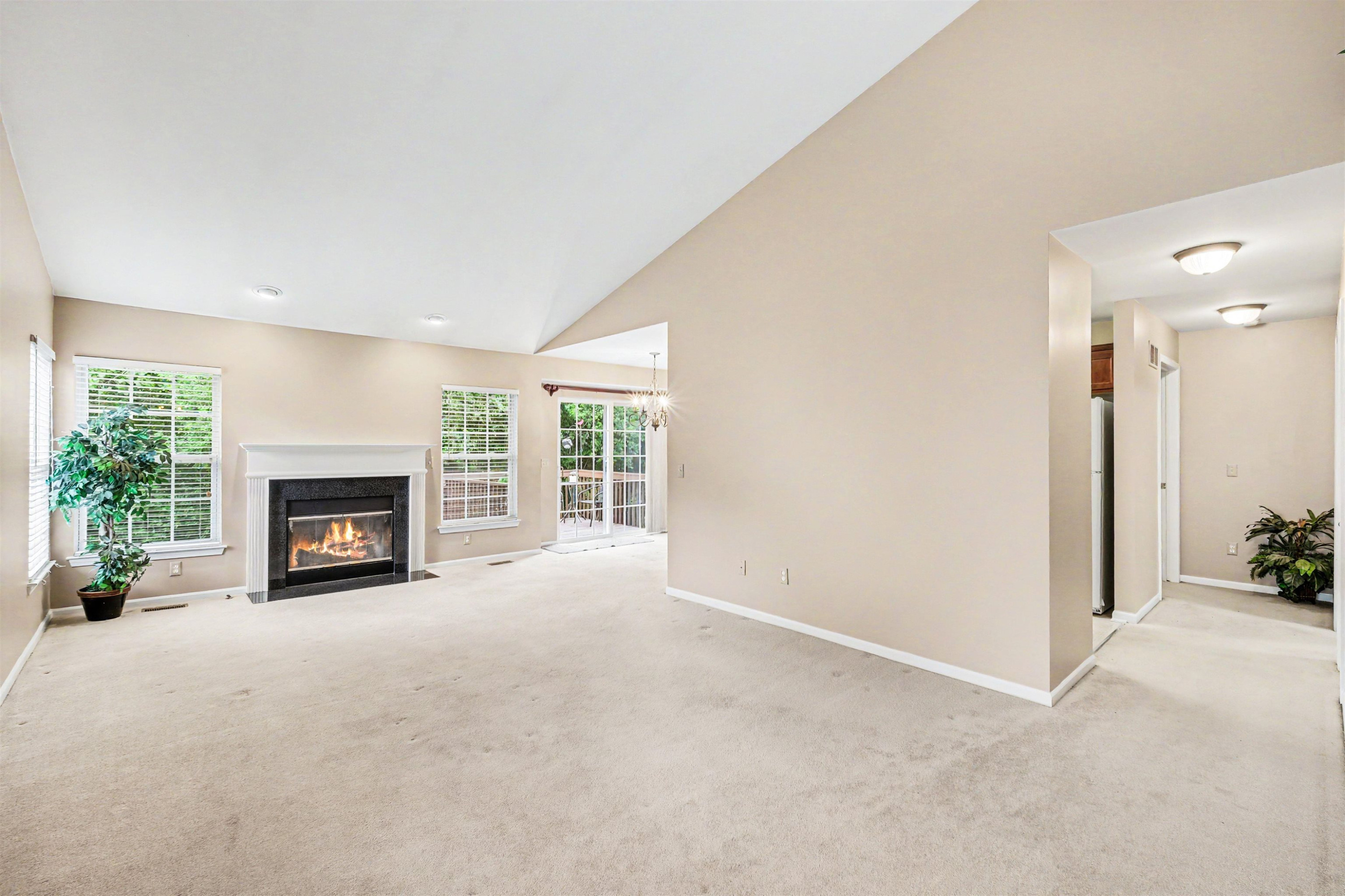 5888 Augusta Lane, Grand Blanc, MI 48439 — Photo 4