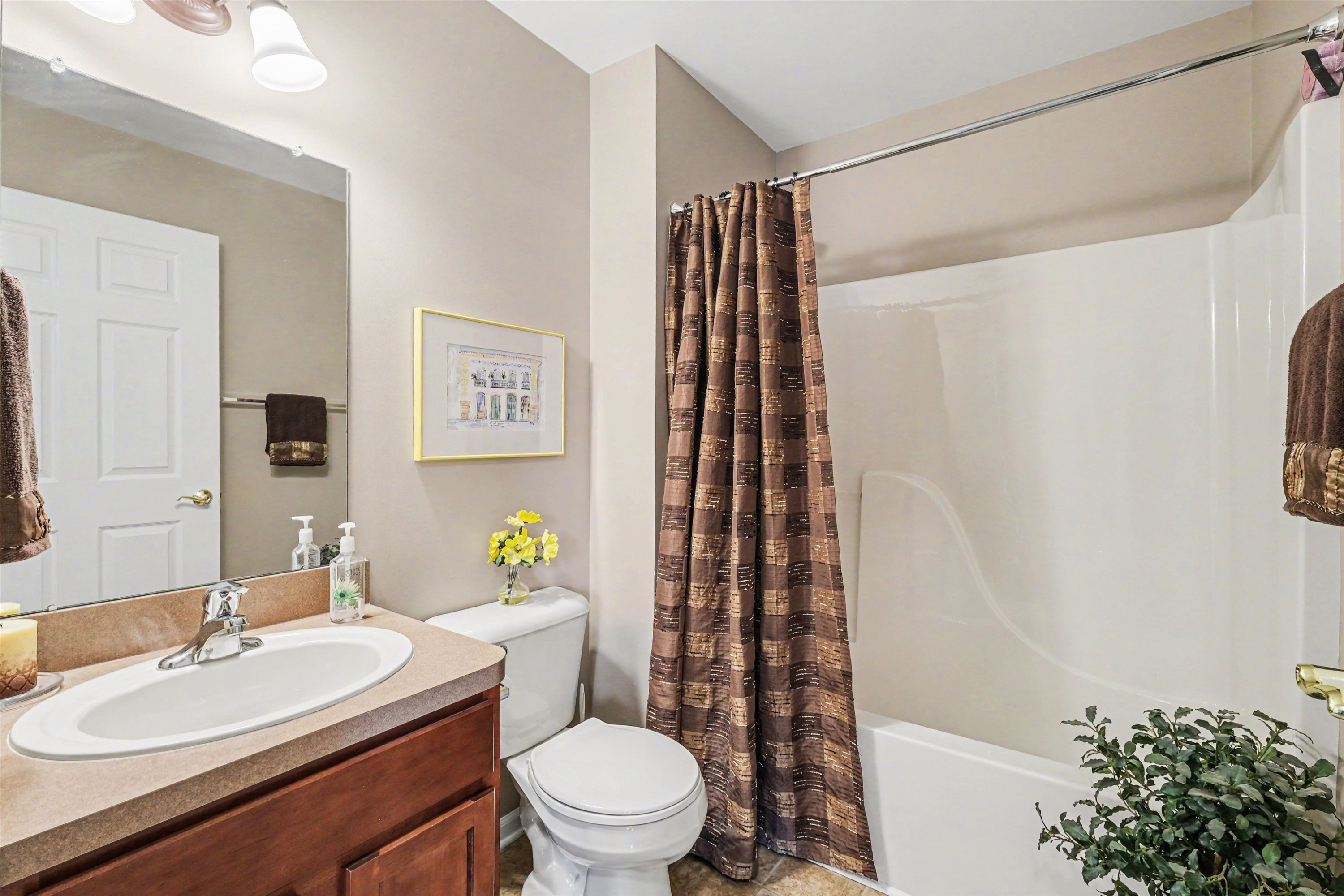 5888 Augusta Lane, Grand Blanc, MI 48439 — Photo 15