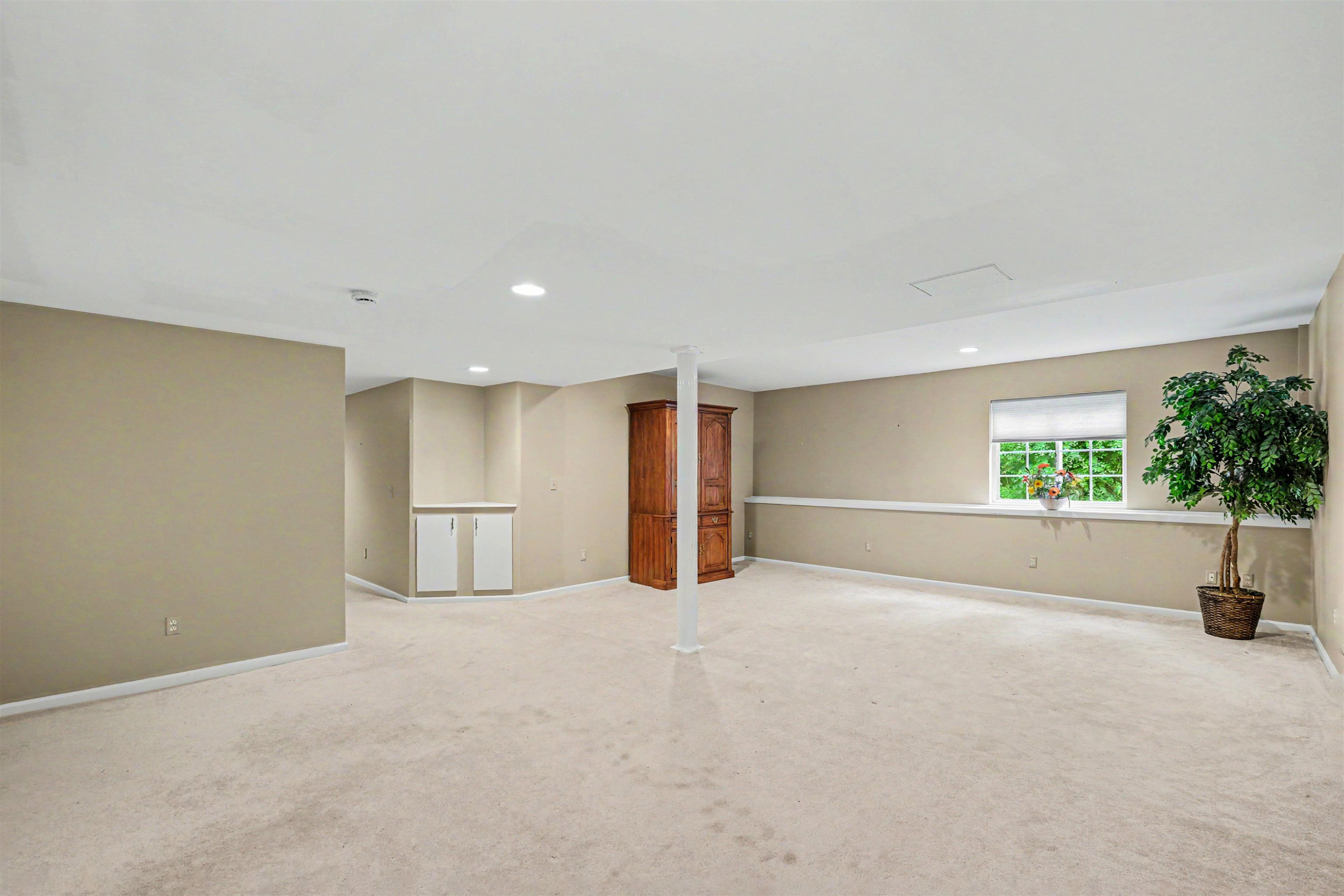 5888 Augusta Lane, Grand Blanc, MI 48439 — Photo 16