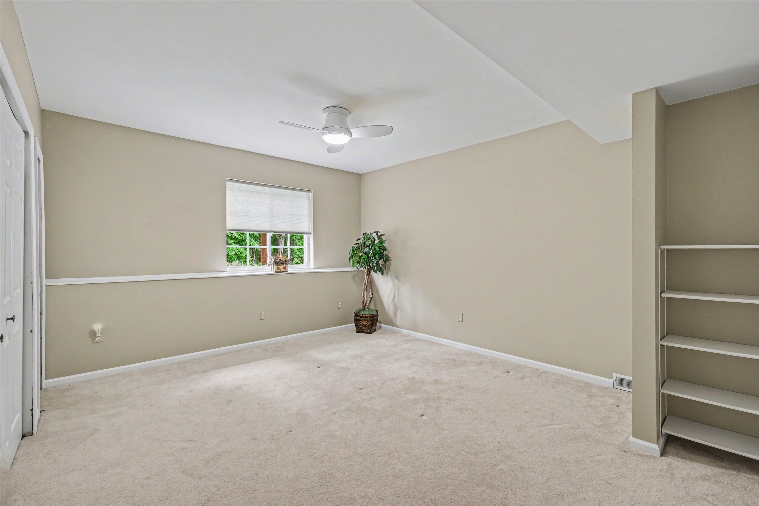 5888 Augusta Lane, Grand Blanc, MI 48439 — Photo 19