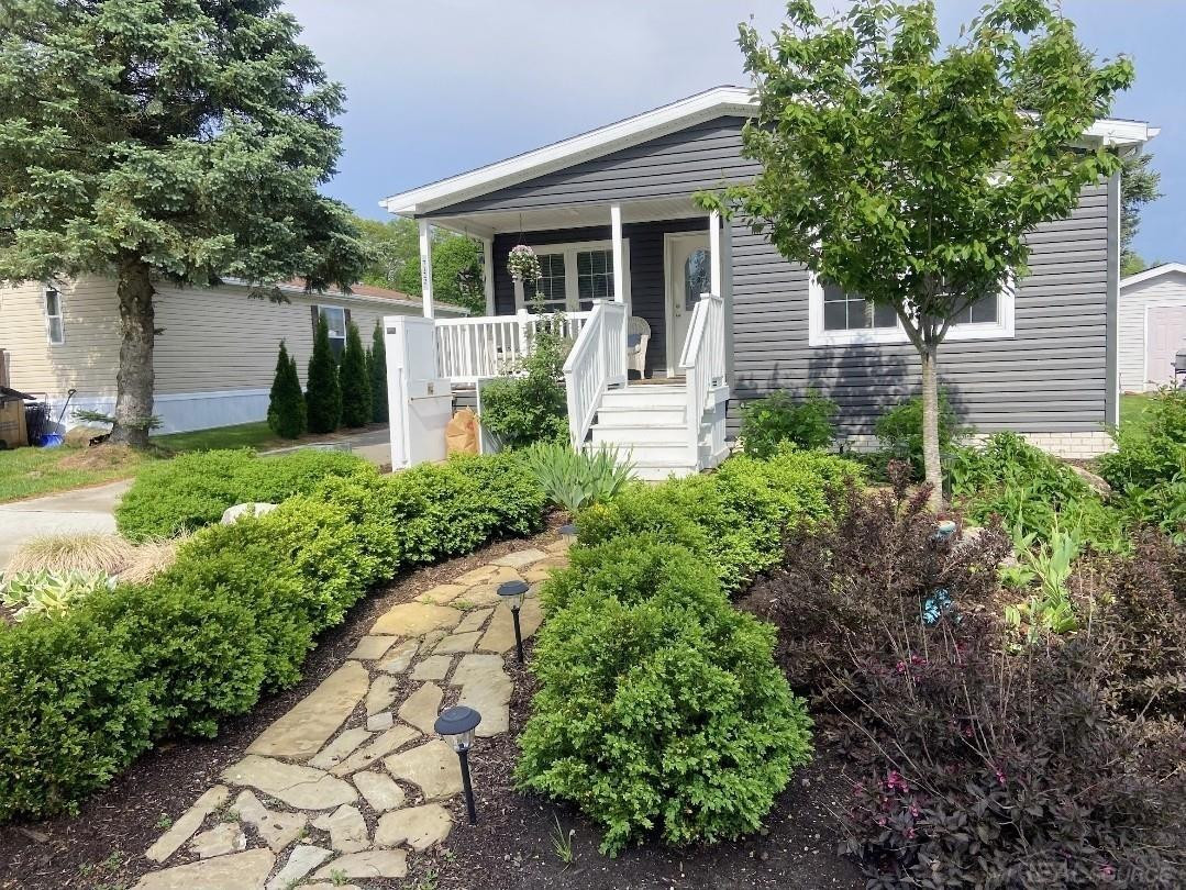 7122 Belmont Lane, Whitmore Lake, MI 48189 — front exterior