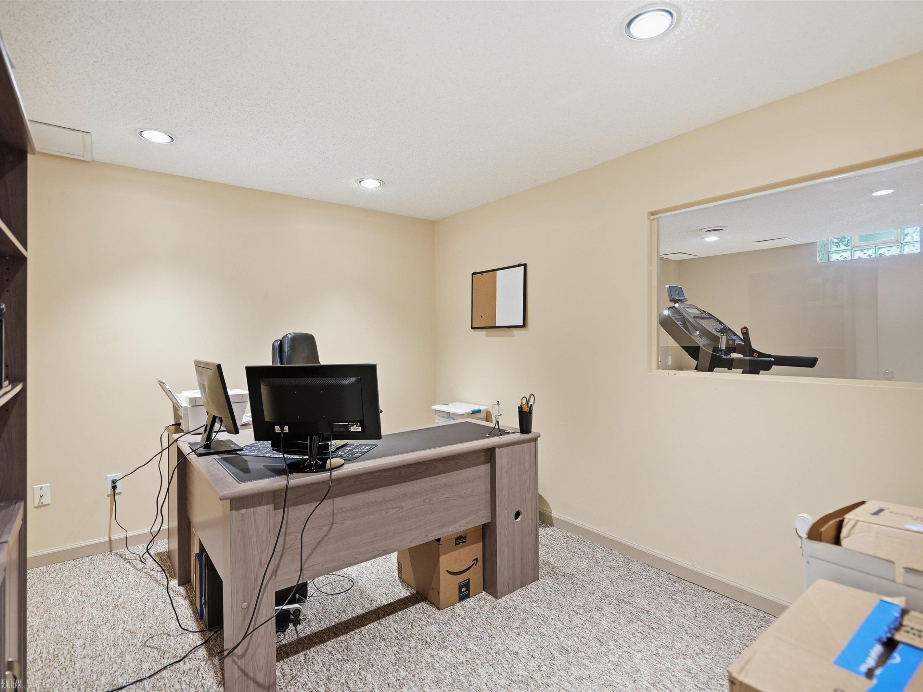 45461 Nottingham Drive, 97, MI 48044 — Photo 39