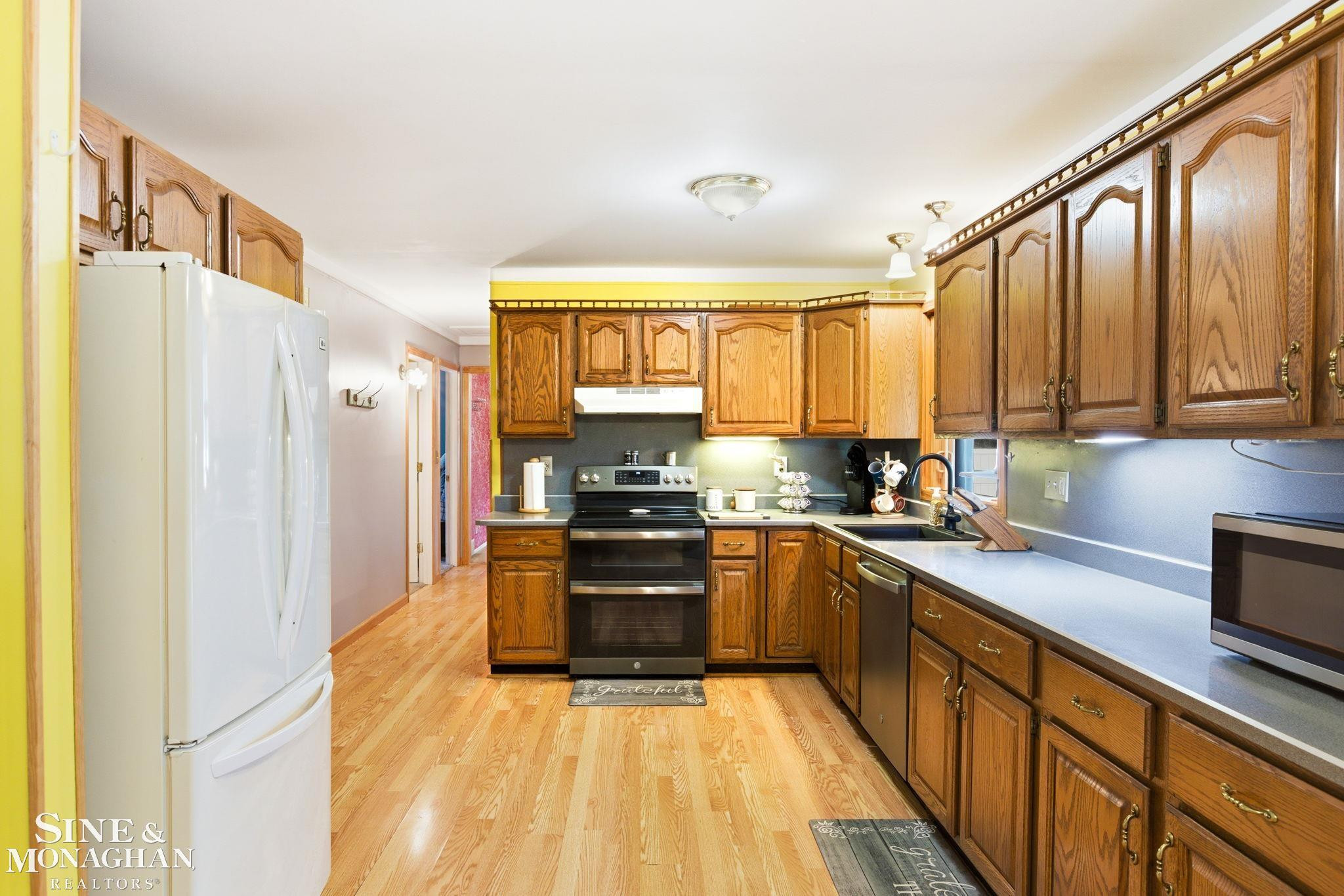 660 Range Road, Marysville, MI 48040 — Photo 13