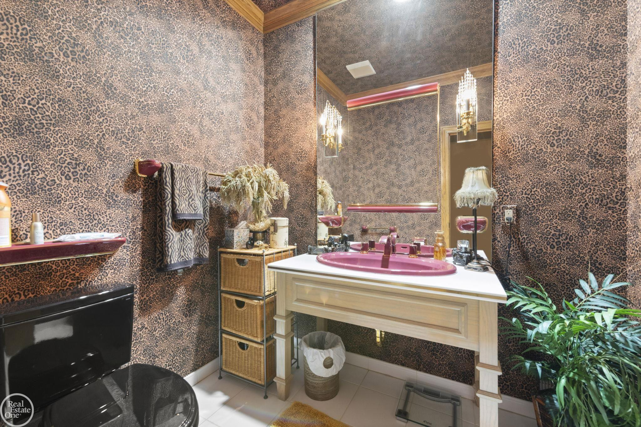 6718 Pond Drive, Washington, MI — Photo 22