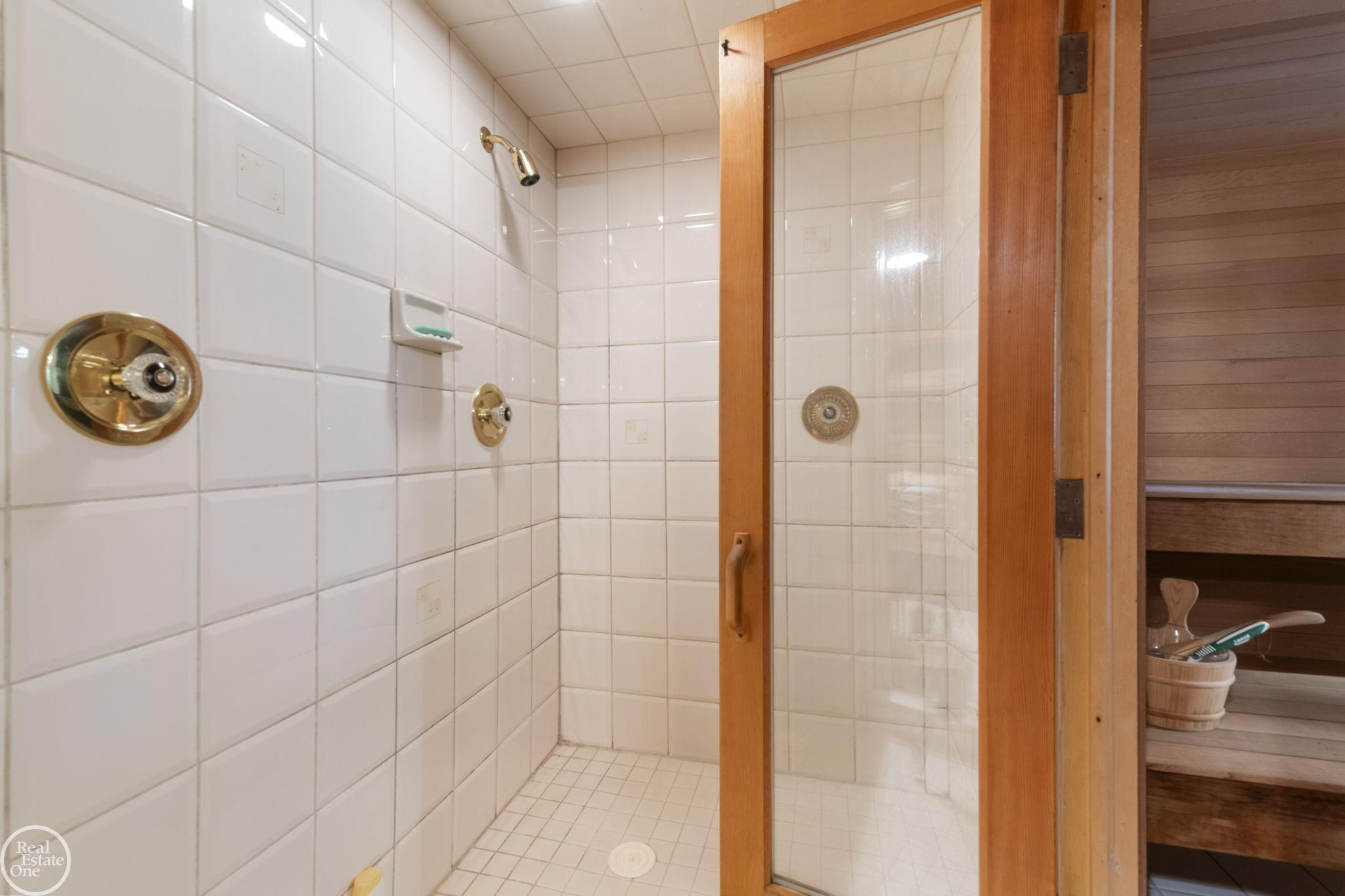 6718 Pond Drive, Washington, MI — Photo 39