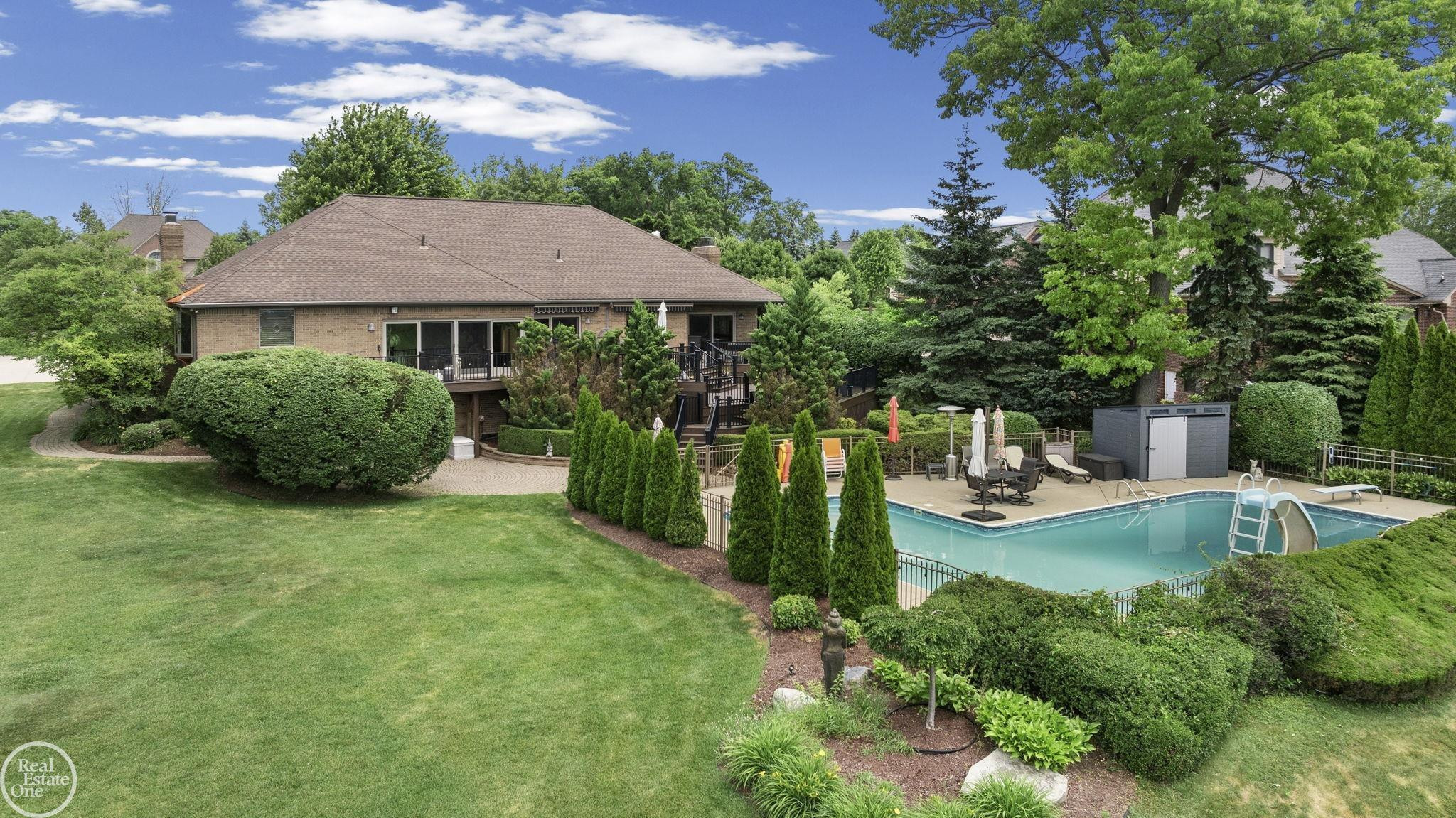 6718 Pond Drive, Washington, MI — Photo 43