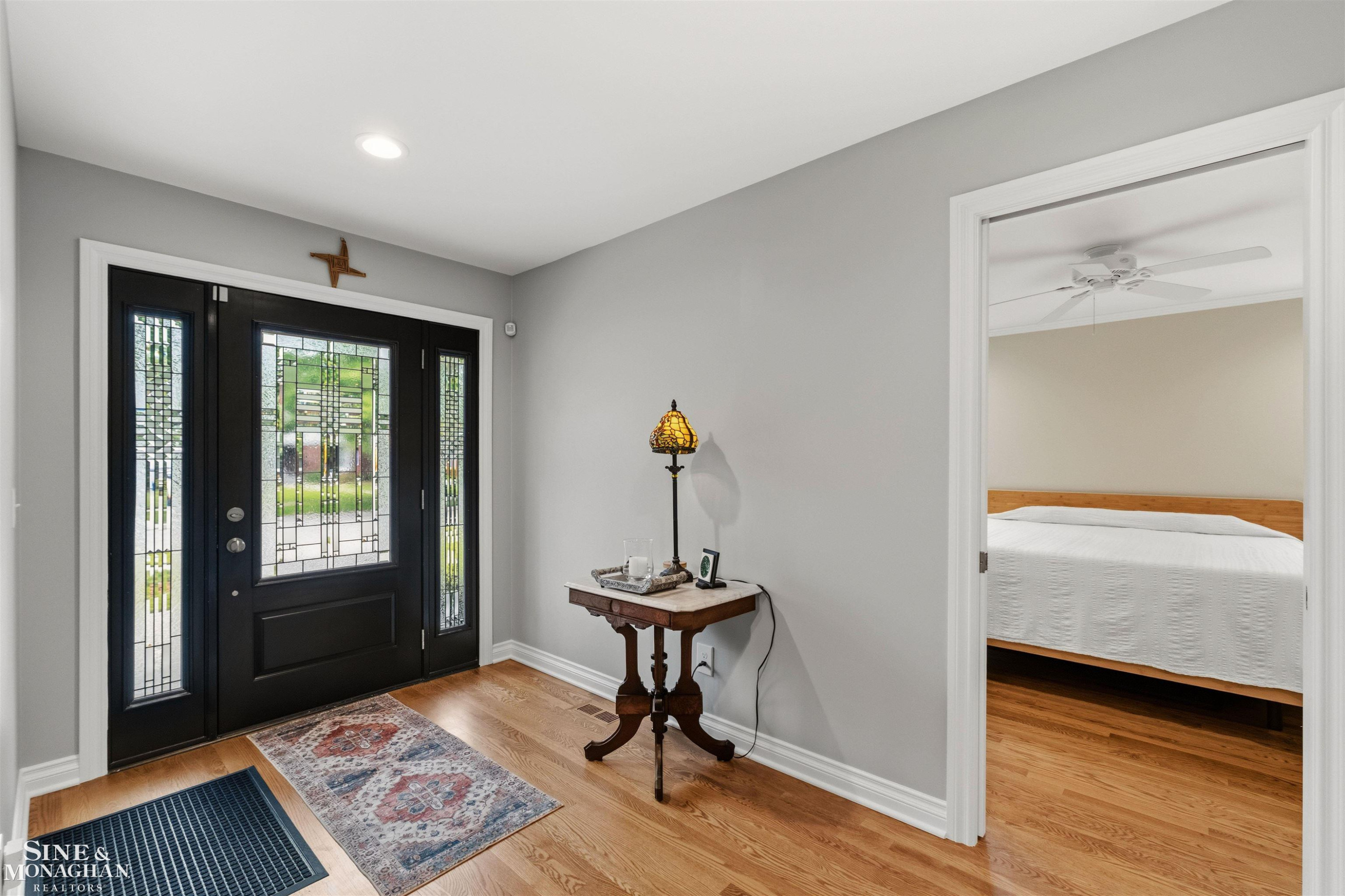 1061 N Renaud Road, Grosse Pointe Woods, MI 48236 — Photo 3