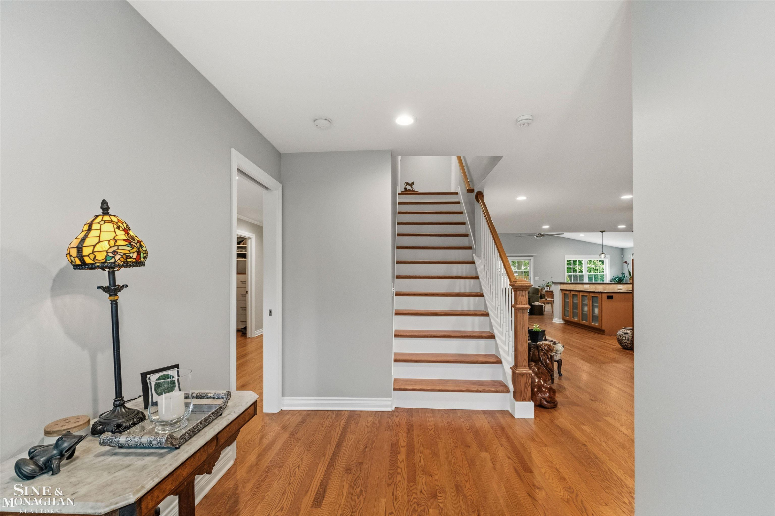 1061 N Renaud Road, Grosse Pointe Woods, MI 48236 — Photo 26