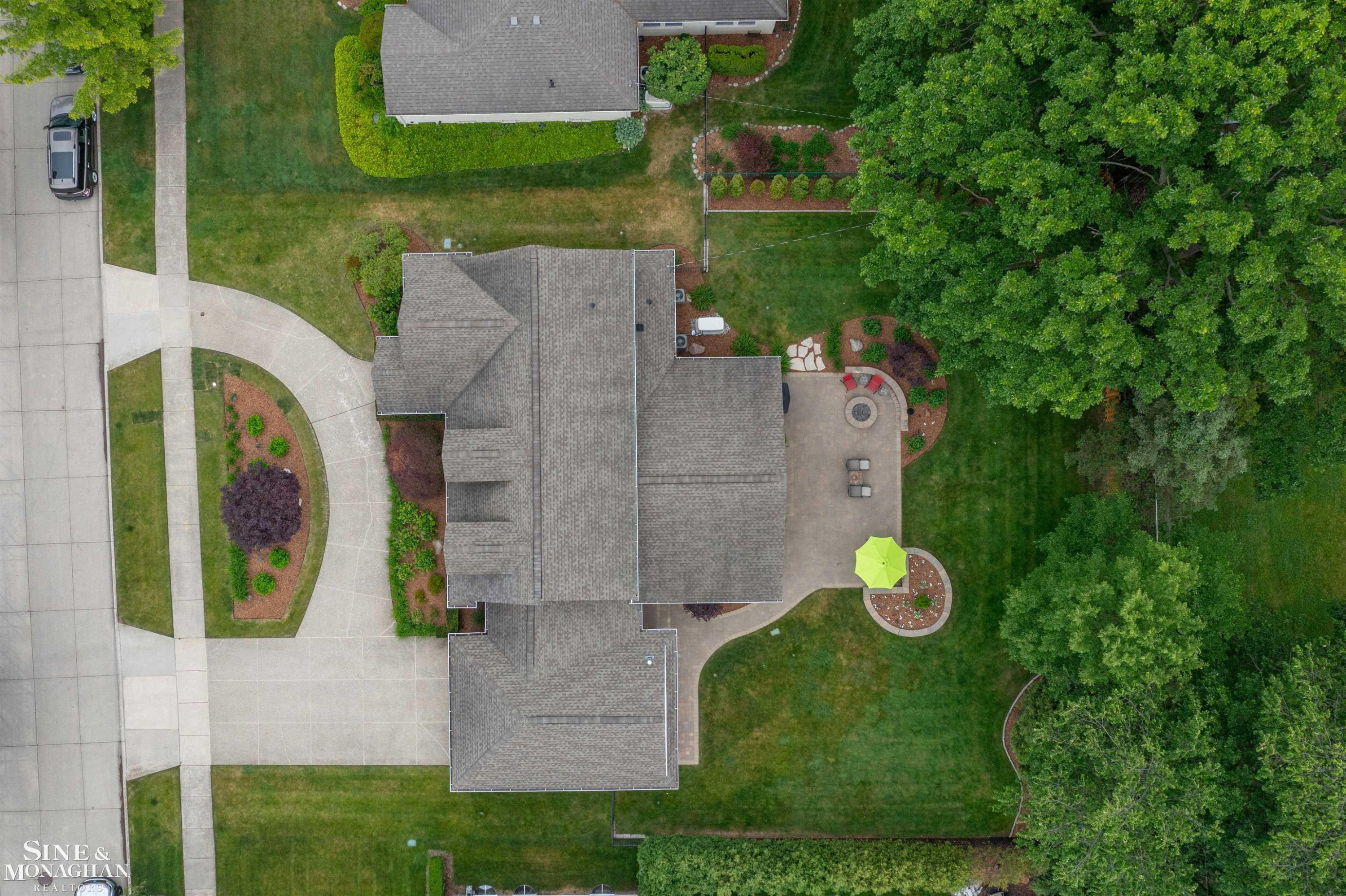 1061 N Renaud Road, Grosse Pointe Woods, MI 48236 — Photo 56