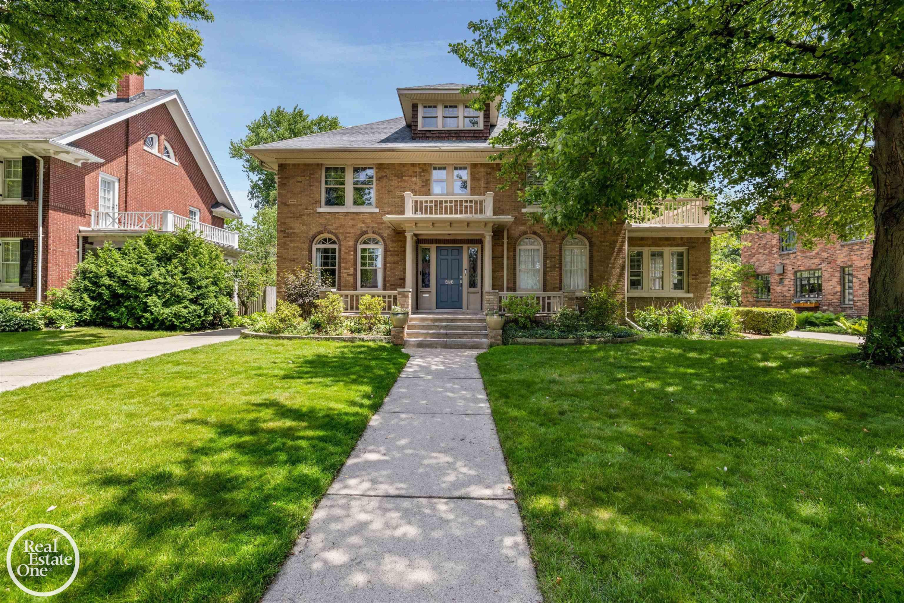 858 Bedford Road, Grosse Pointe Park, MI 48230 — Photo 2