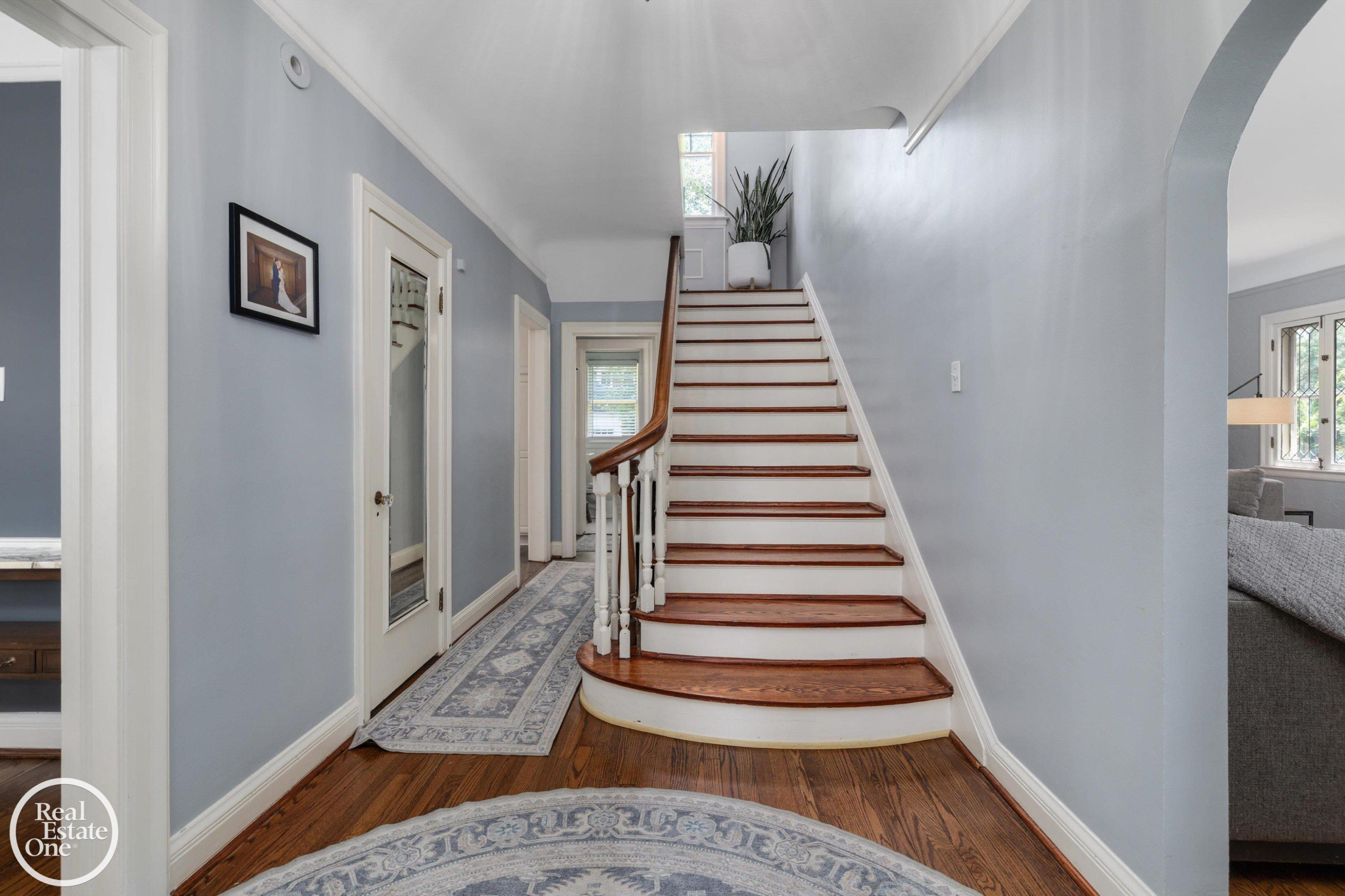 858 Bedford Road, Grosse Pointe Park, MI 48230 — Photo 4