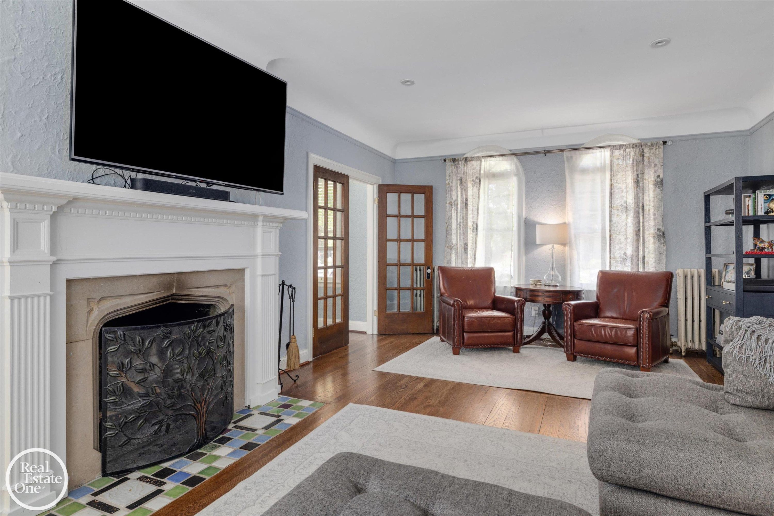 858 Bedford Road, Grosse Pointe Park, MI 48230 — Photo 9