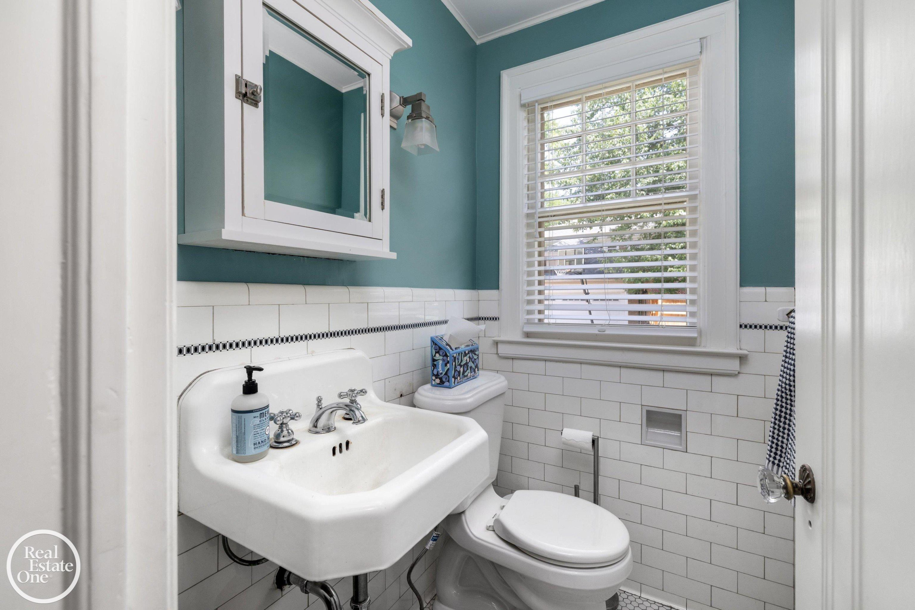 858 Bedford Road, Grosse Pointe Park, MI 48230 — Photo 20
