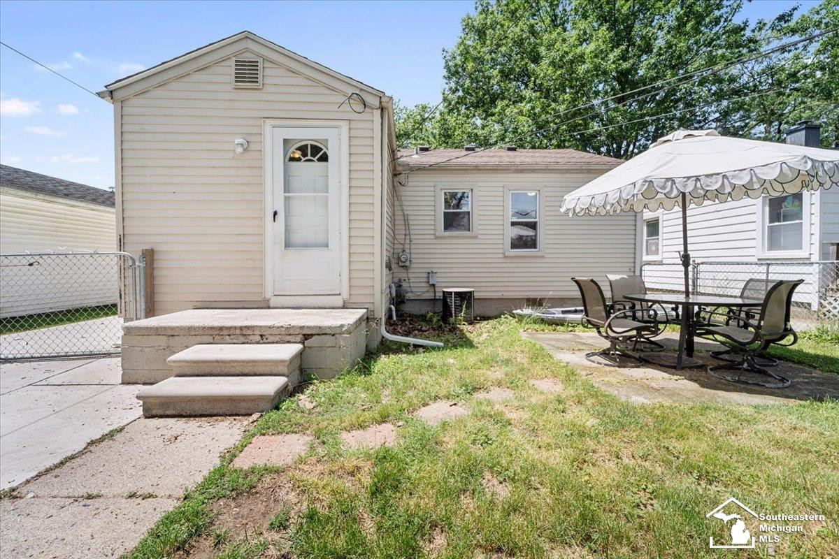 6717 Cornell Street, Taylor, MI 48180 — Photo 13