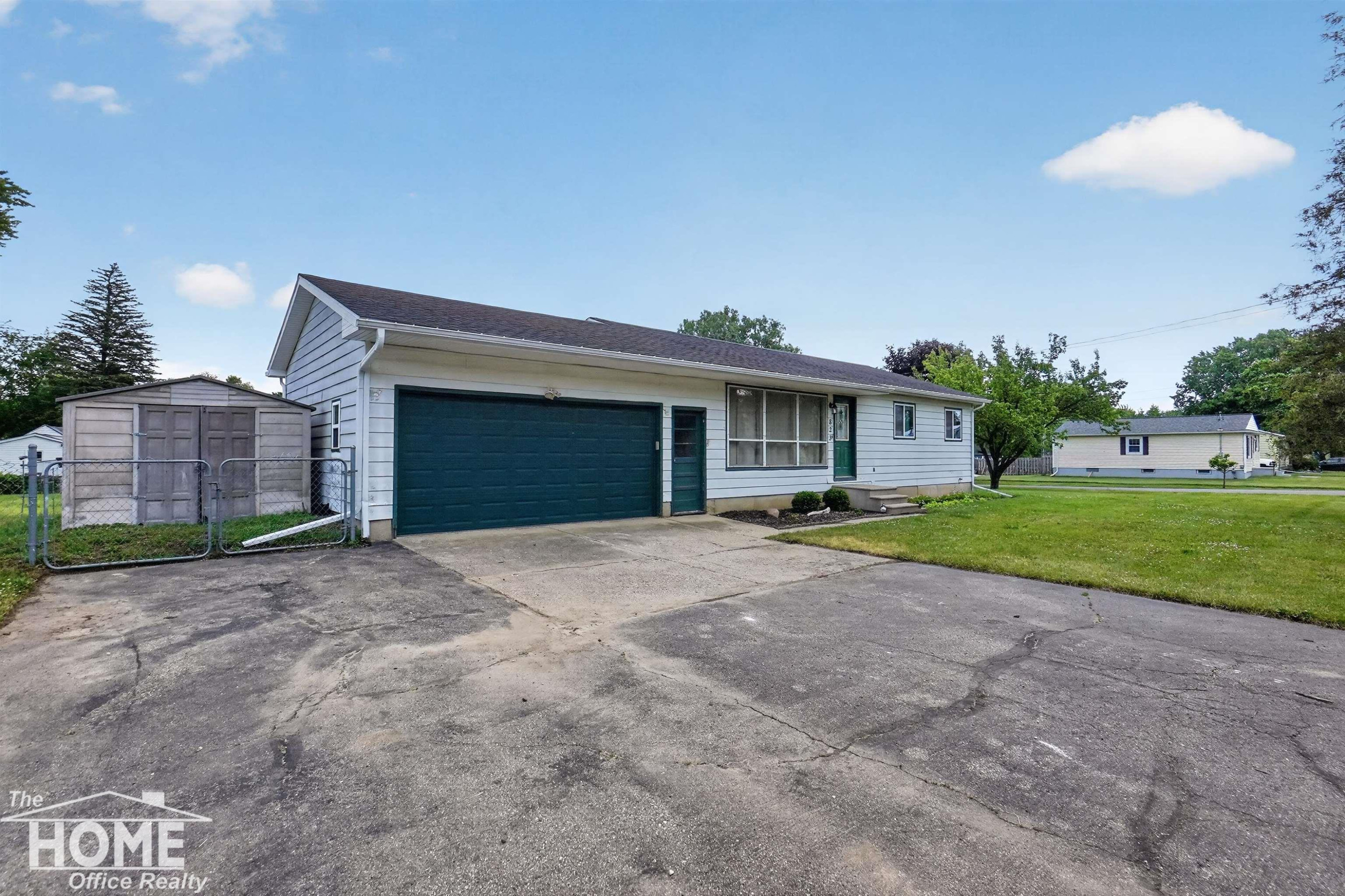 823 Tracy Street, Owosso, MI 48867 — Photo 27
