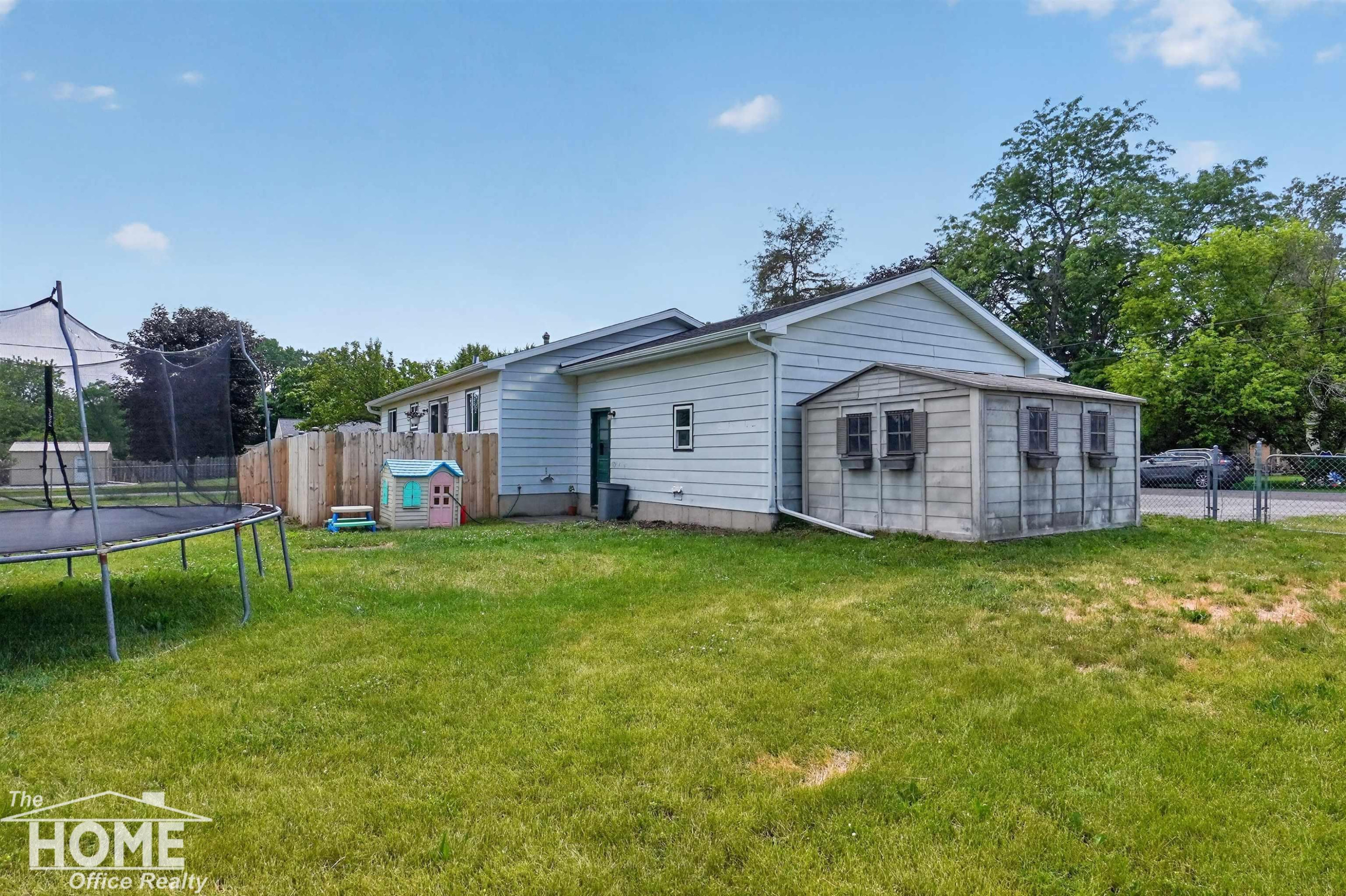 823 Tracy Street, Owosso, MI 48867 — Photo 29