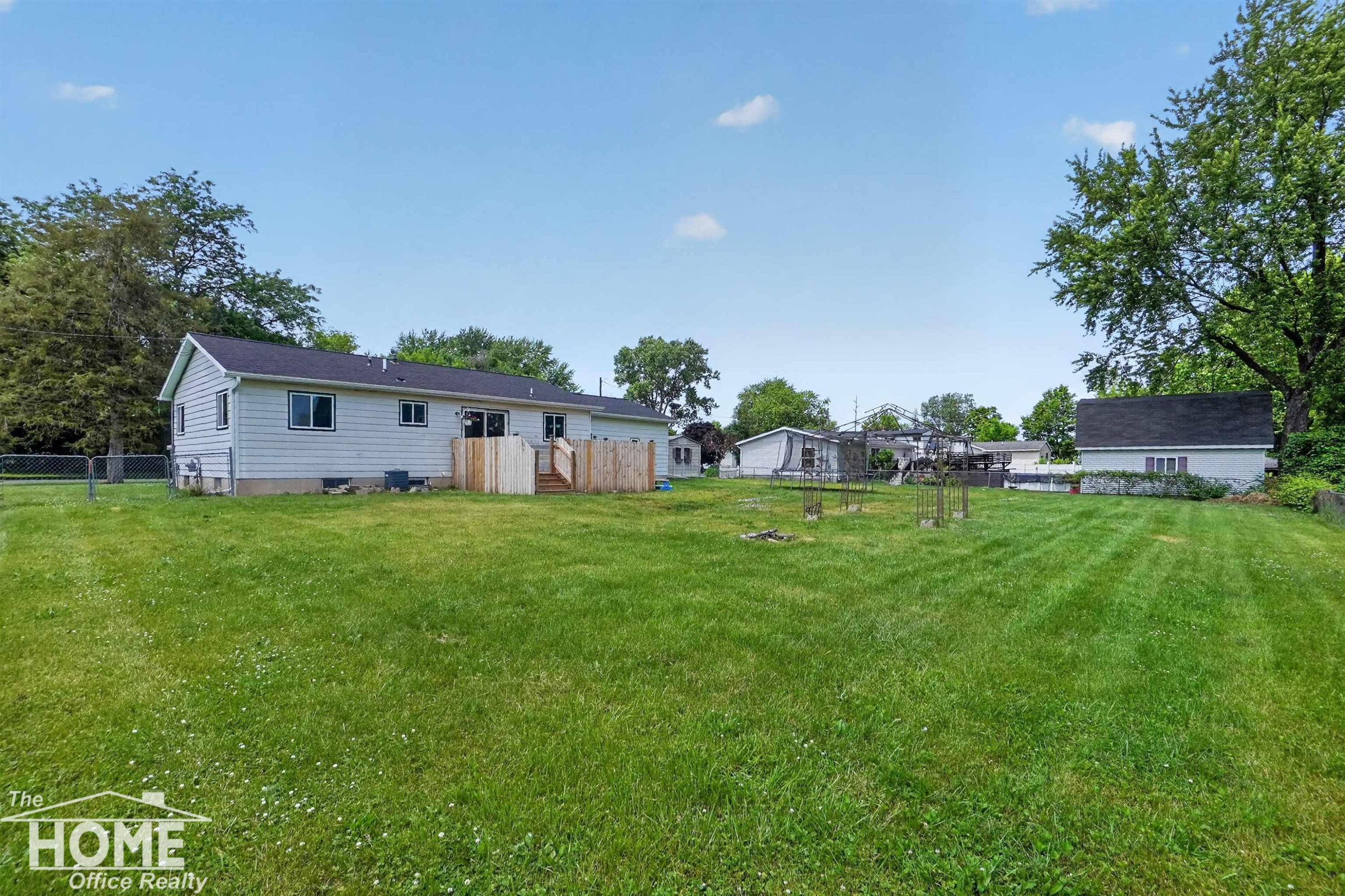 823 Tracy Street, Owosso, MI 48867 — Photo 33