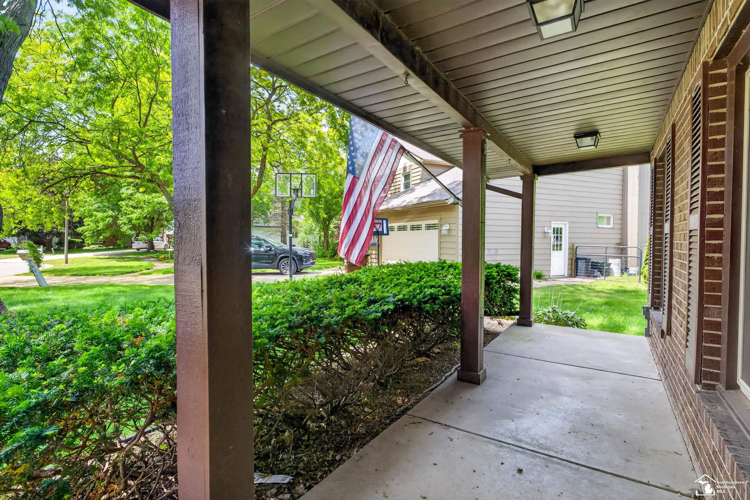 8008 Fox Run Court, Temperance, MI 48182 — Photo 43