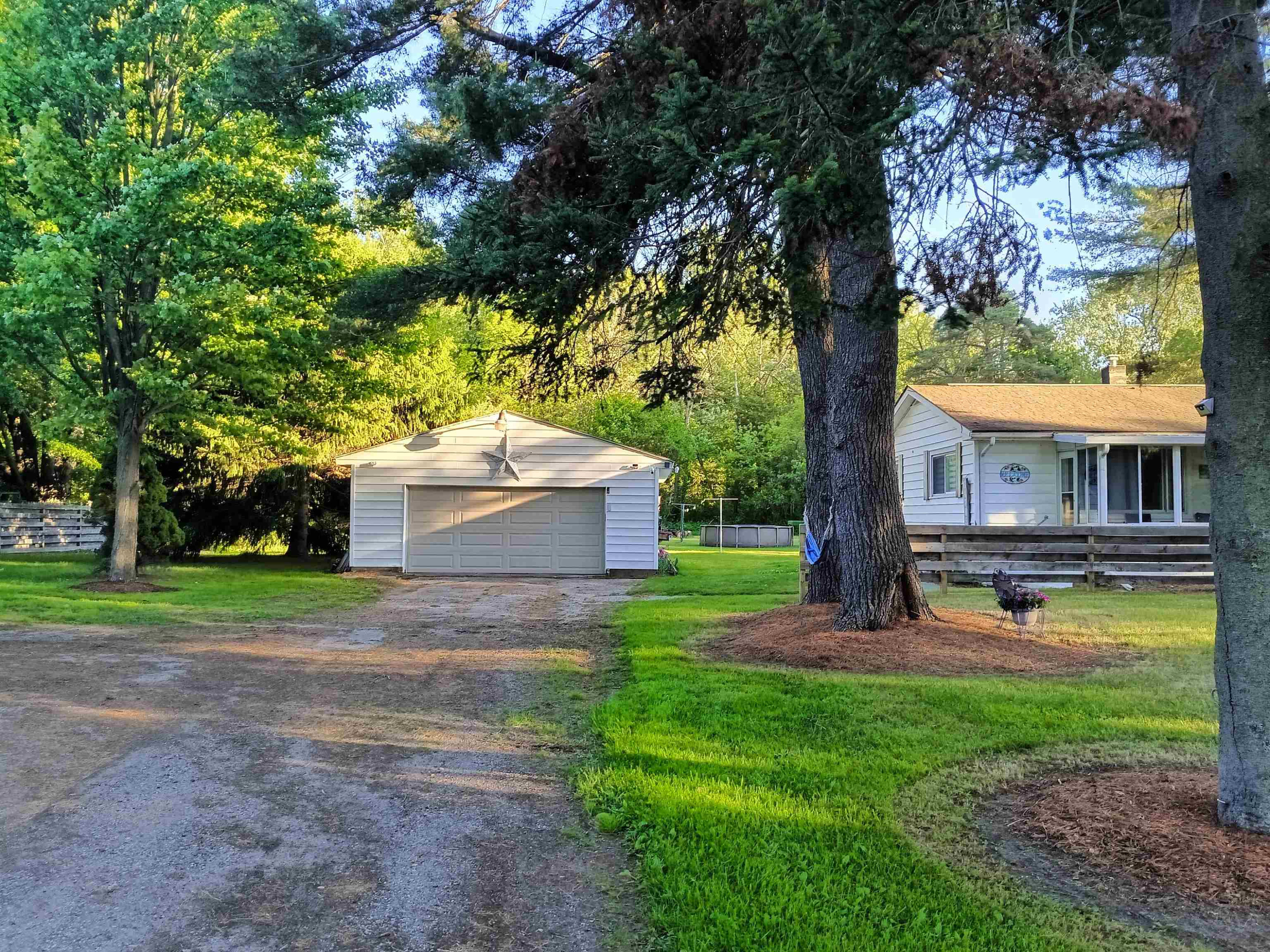 1079 W Moore Road, Saginaw, MI 48601 — Photo 63