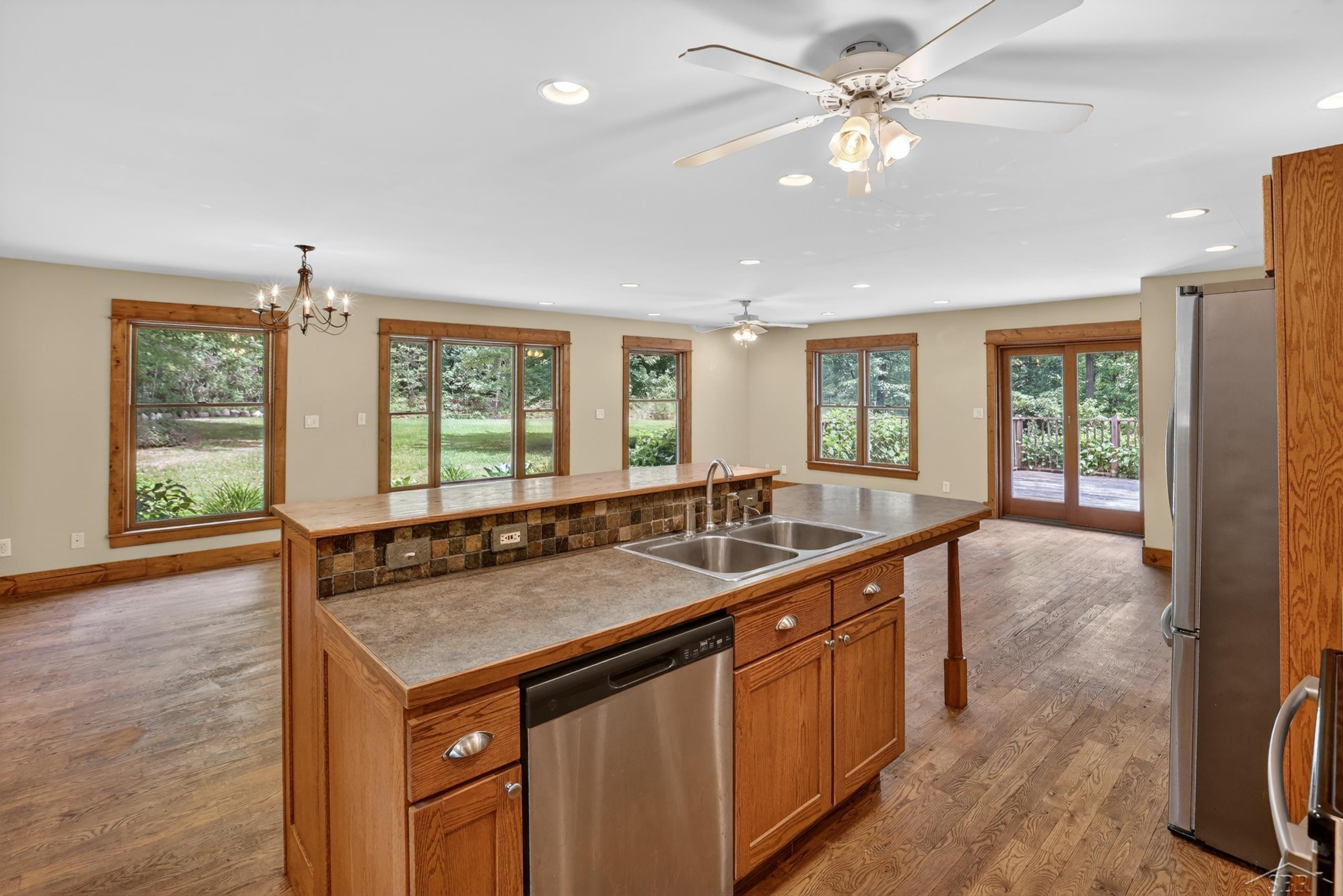 1969 Barbara Lane, Harrison, MI 48625 — Photo 5