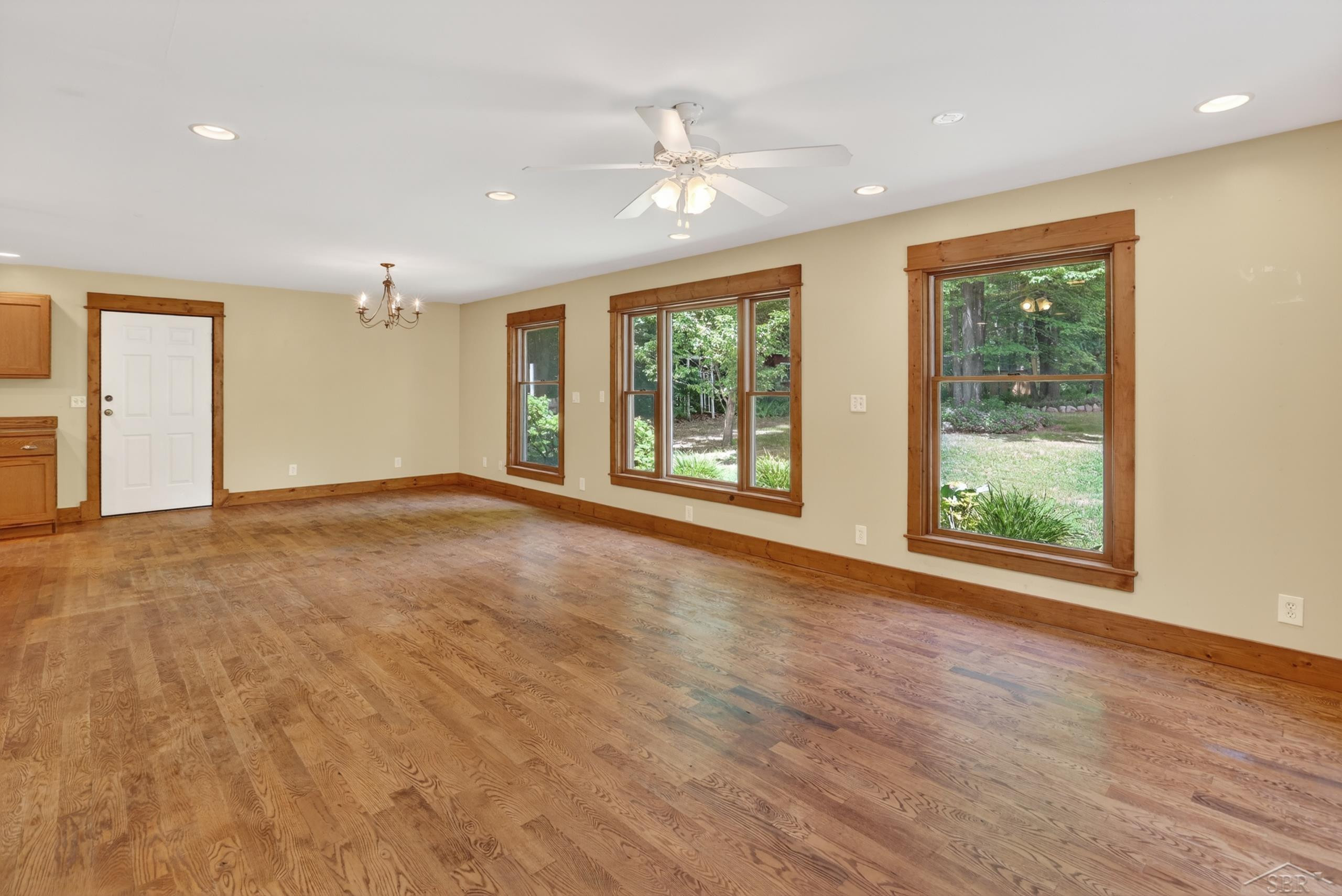 1969 Barbara Lane, Harrison, MI 48625 — Photo 16