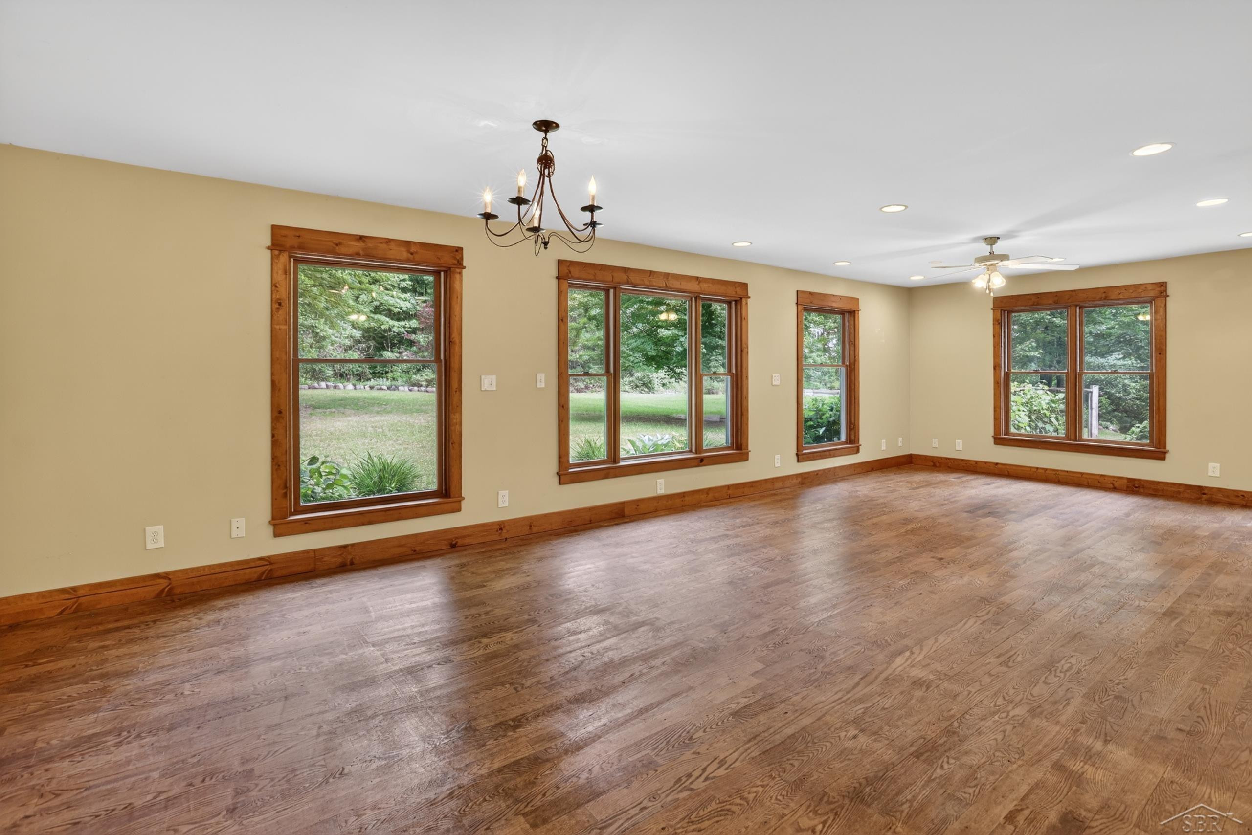 1969 Barbara Lane, Harrison, MI 48625 — Photo 20