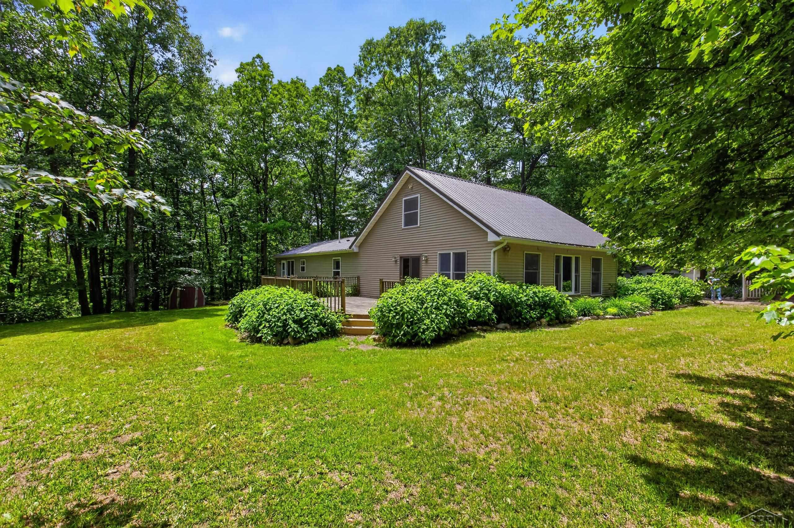 1969 Barbara Lane, Harrison, MI 48625 — Photo 46