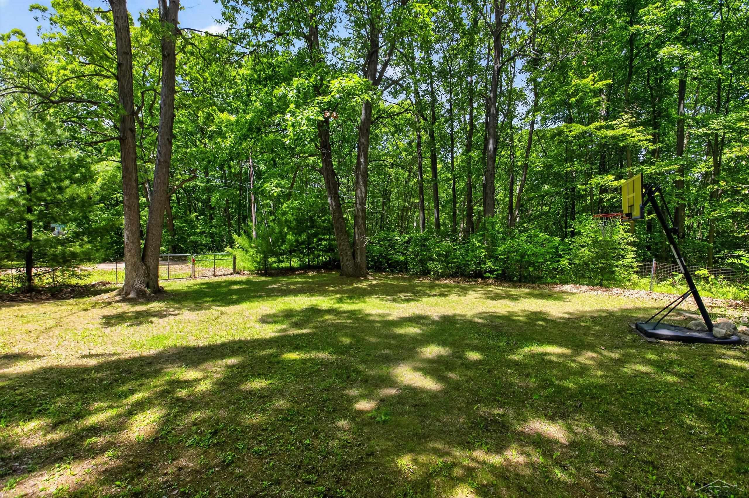 1969 Barbara Lane, Harrison, MI 48625 — Photo 51