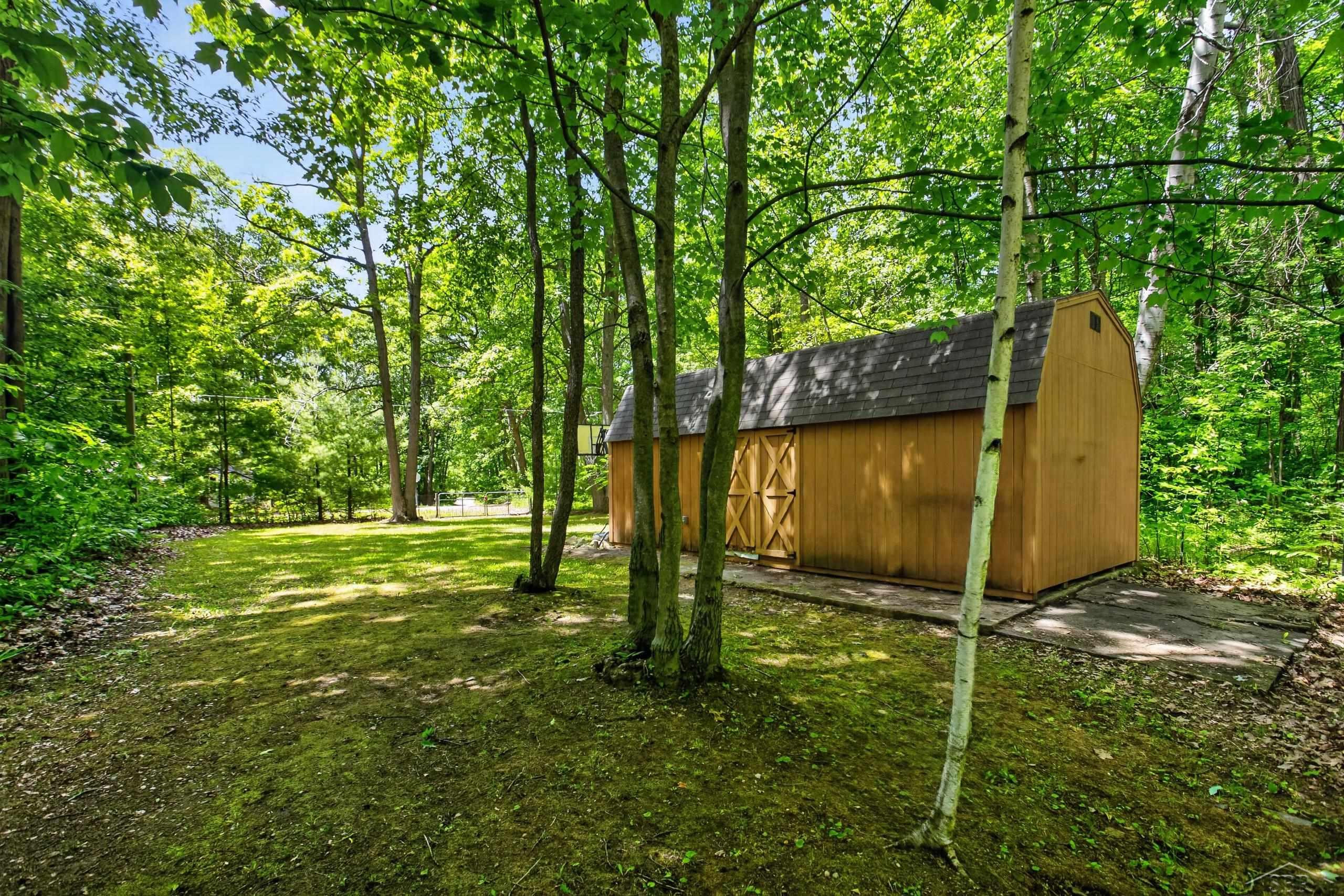 1969 Barbara Lane, Harrison, MI 48625 — Photo 61
