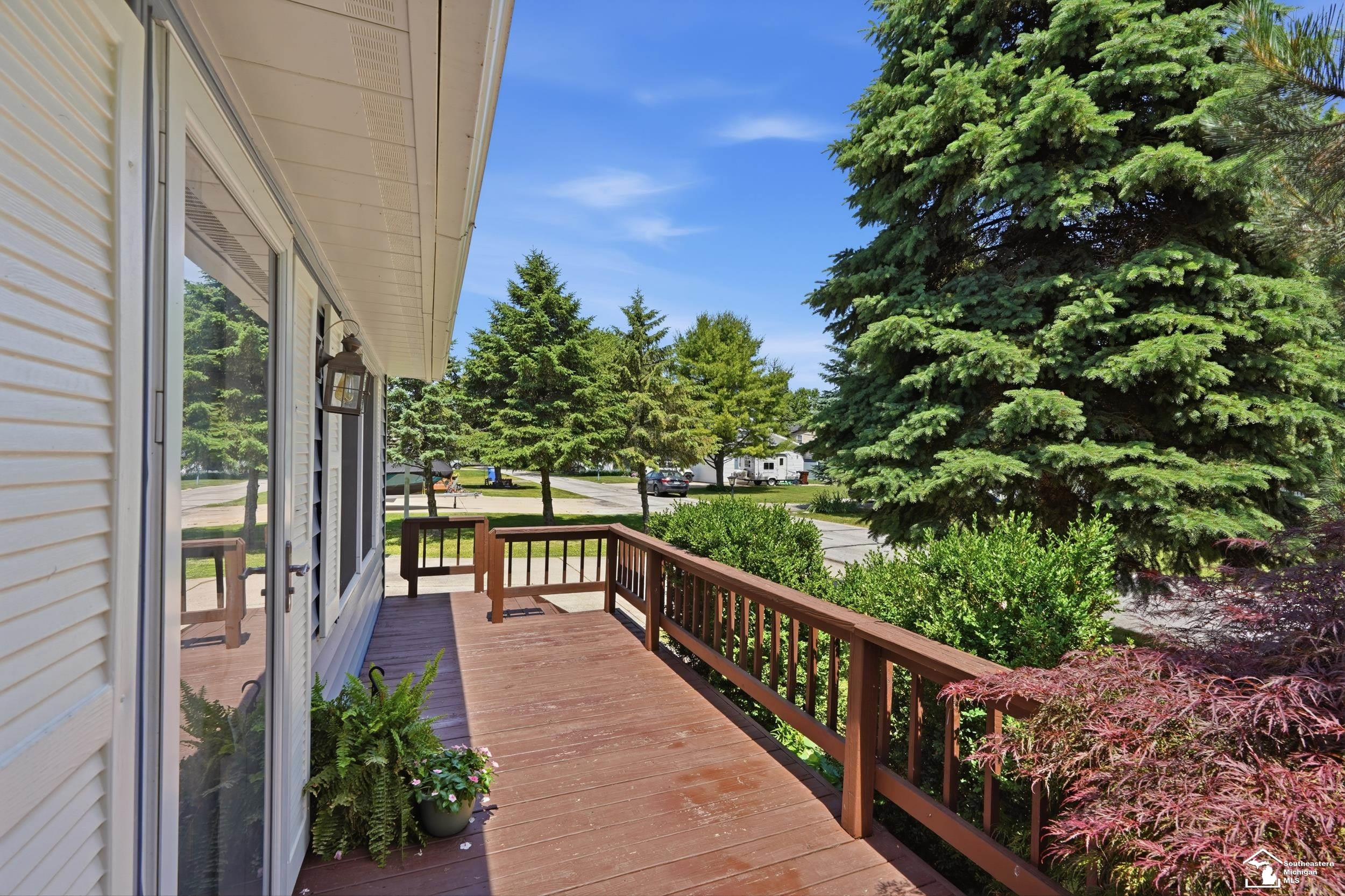 3484 Lakeshore Drive, Monroe, MI 48162 — Photo 31