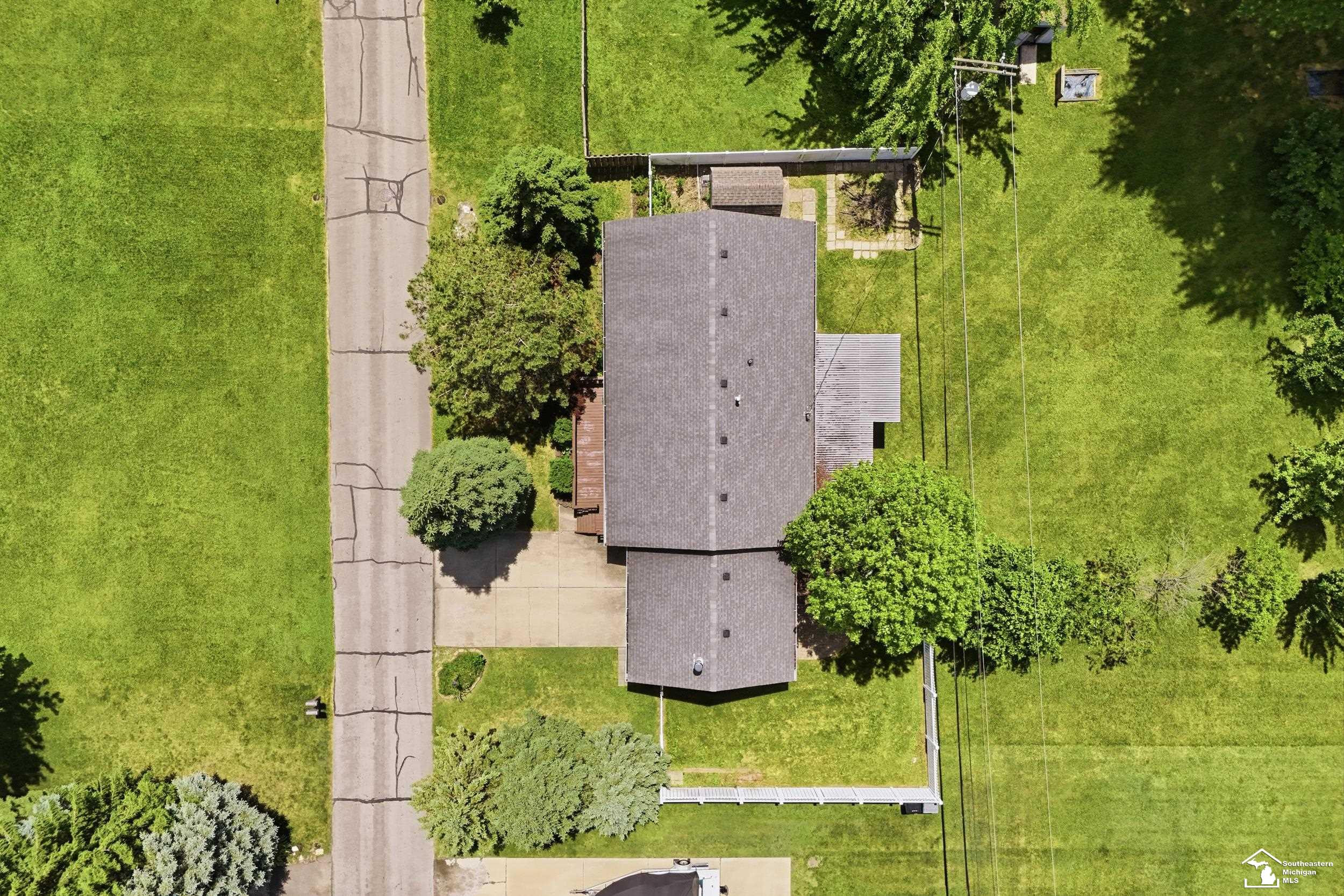 3484 Lakeshore Drive, Monroe, MI 48162 — Photo 42
