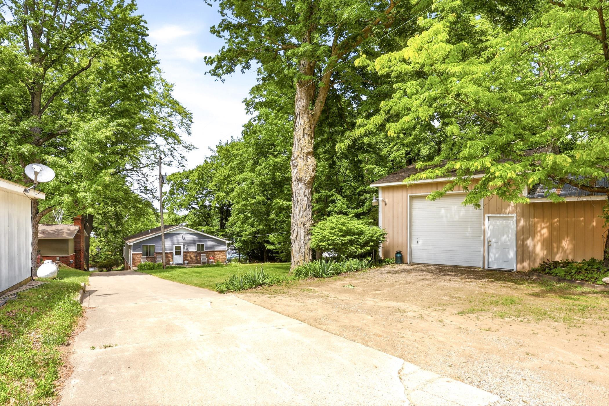 3164 Kimberly Drive, Millington, MI 48746 — Photo 2