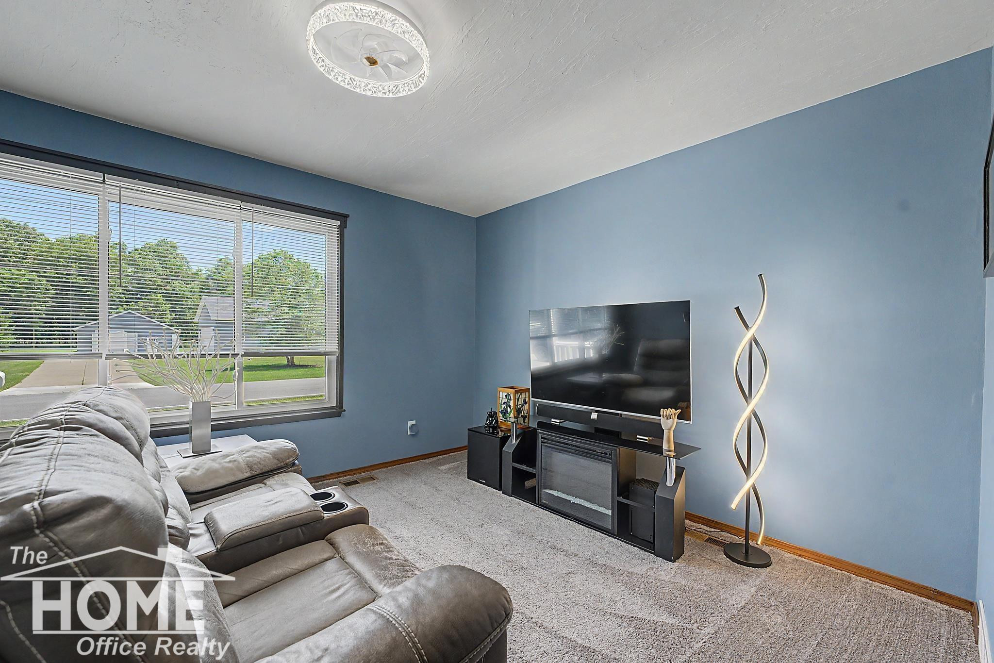 723 Center Street, Owosso, MI 48867 — Photo 5