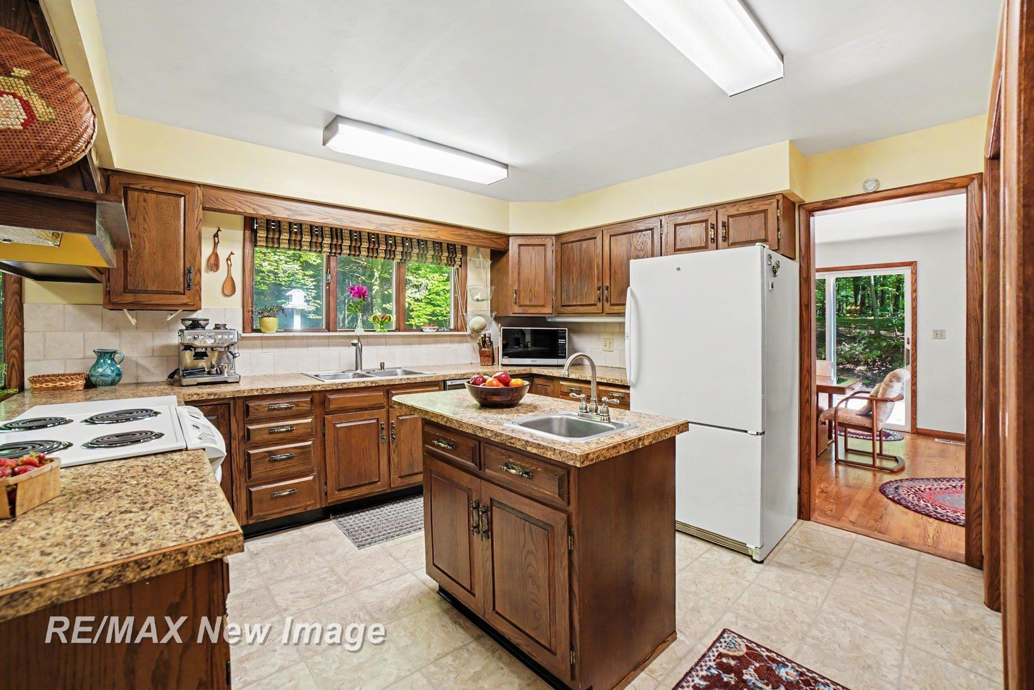 4093 Pruess Road, Freeland, MI 48623 — Photo 17