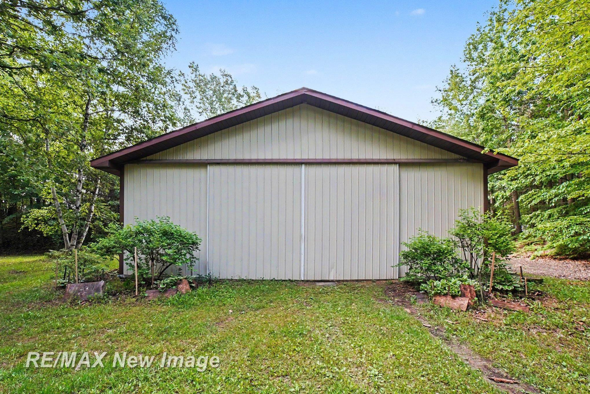 4093 Pruess Road, Freeland, MI 48623 — Photo 40