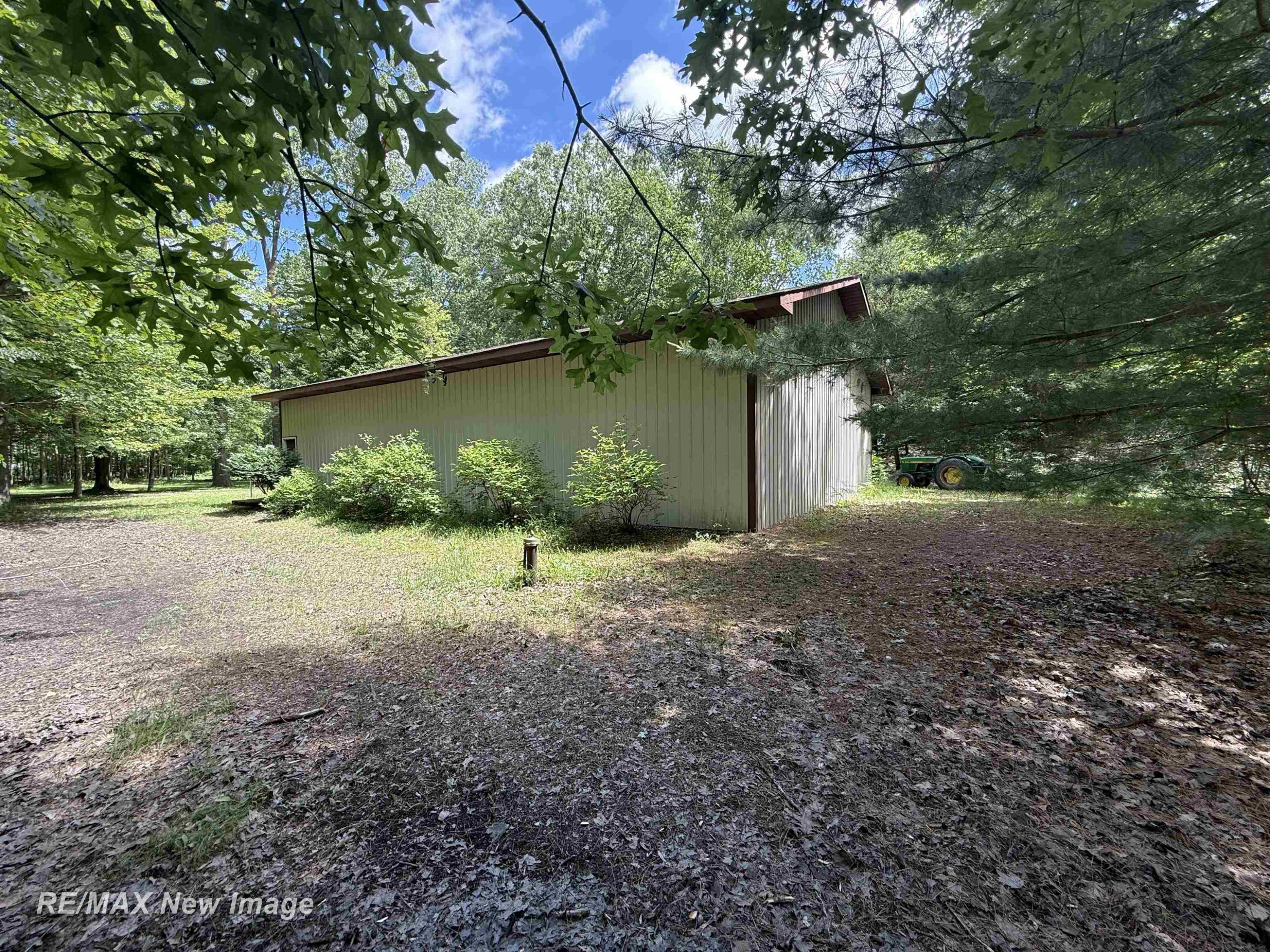 4093 Pruess Road, Freeland, MI 48623 — Photo 41