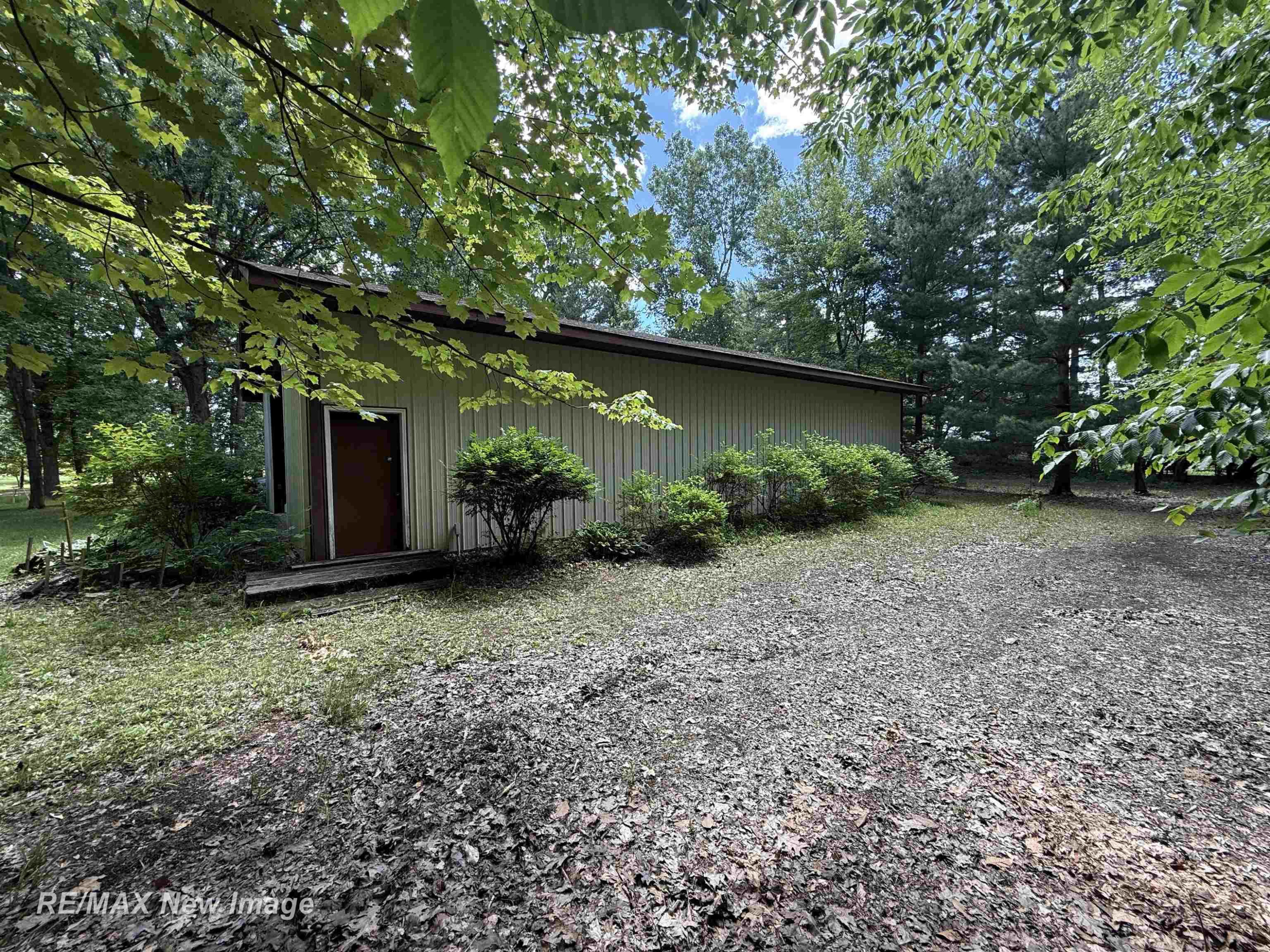 4093 Pruess Road, Freeland, MI 48623 — Photo 42
